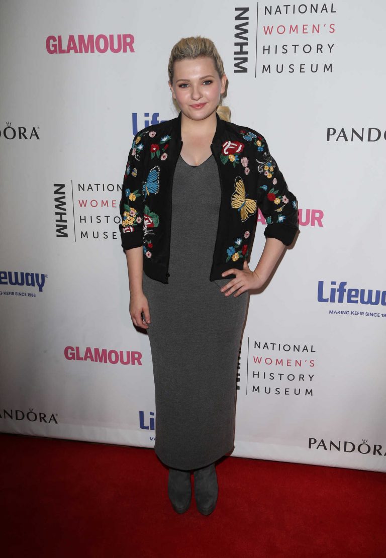 Abigail Breslin at the 5th Annual Women Making History Brunch in Beverly Hills 09/17/2016-1