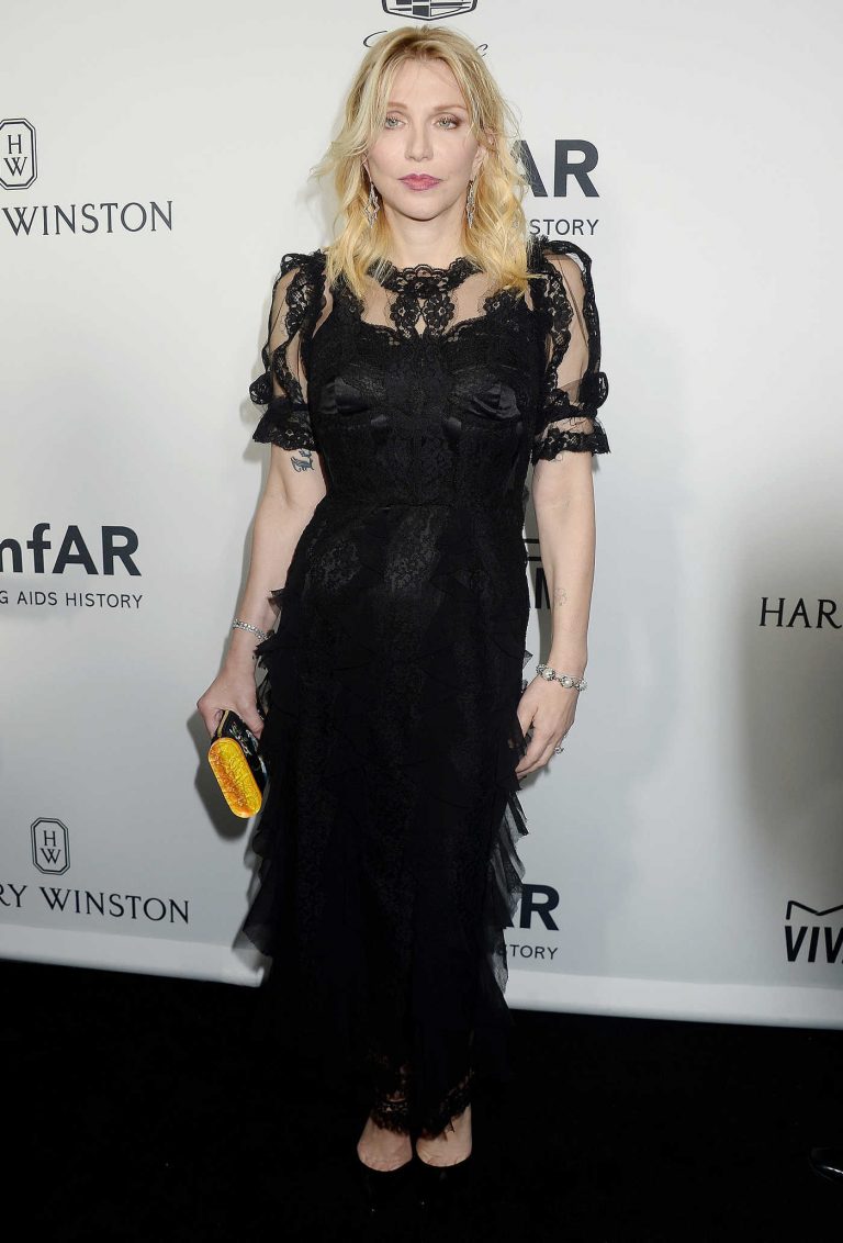 Courtney Love at amfAR's Inspiration Gala in Hollywood 10/27/2016-1