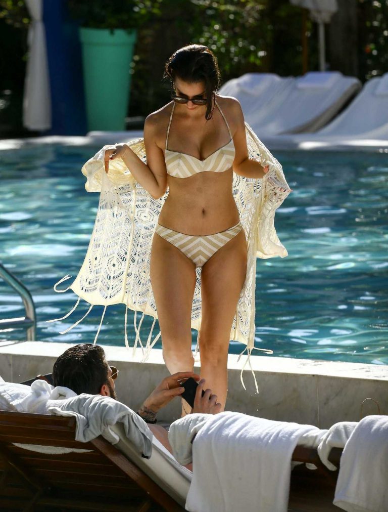 Sila Sahin in Bikini by a Poolside in Miami 12/30/2016-1