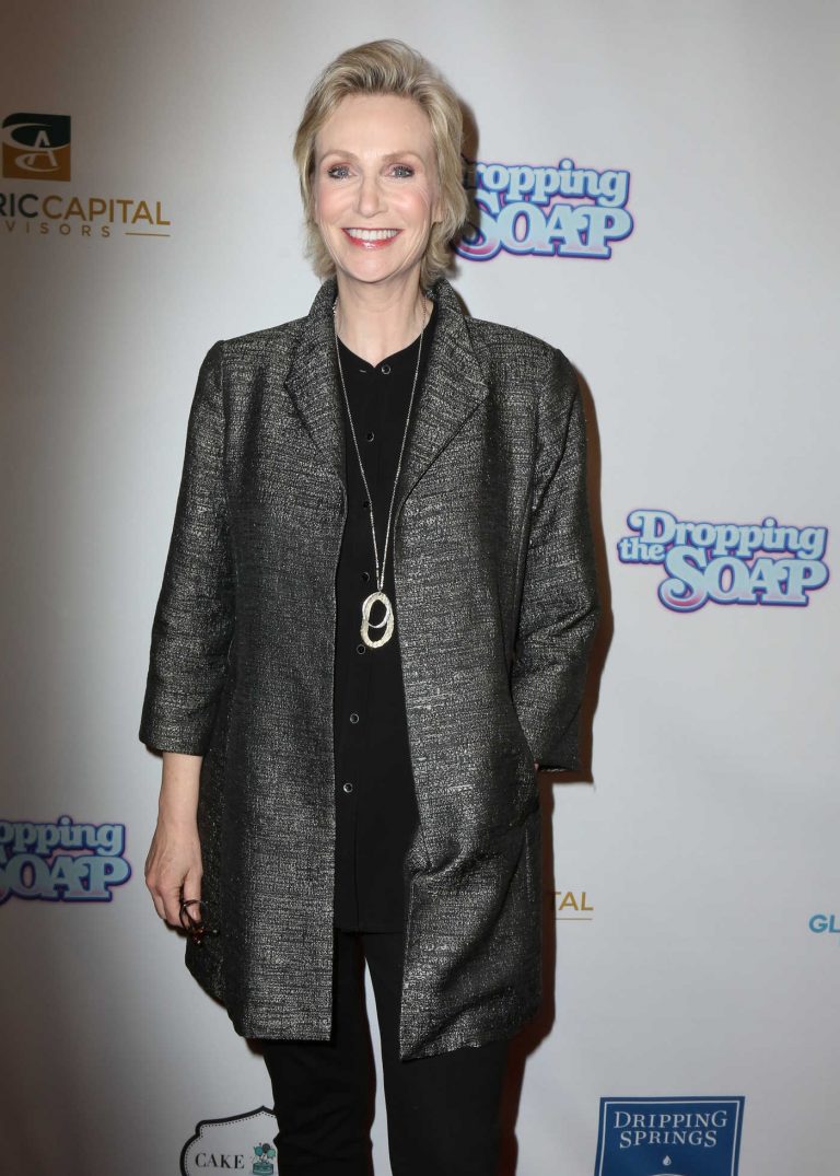 Jane Lynch Attends the Dropping the Soap Premiere in Beverly Hills 03/07/2017-1