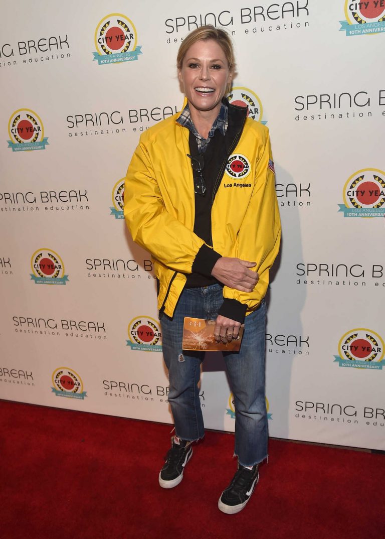 Julie Bowen at City Year Los Angeles Spring Break in LA 05/06/2017-1