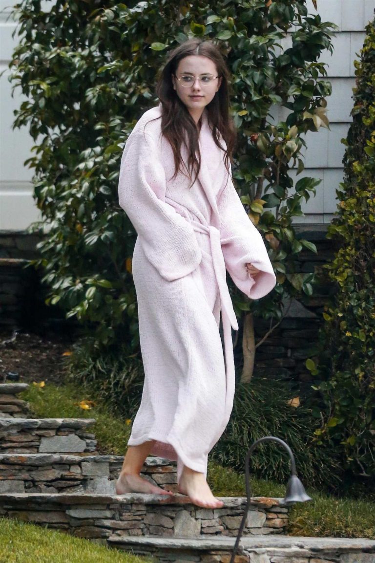 Lily Mo Sheen Steps Out in a Pink Robe in Los Angeles 06/24/2017-1