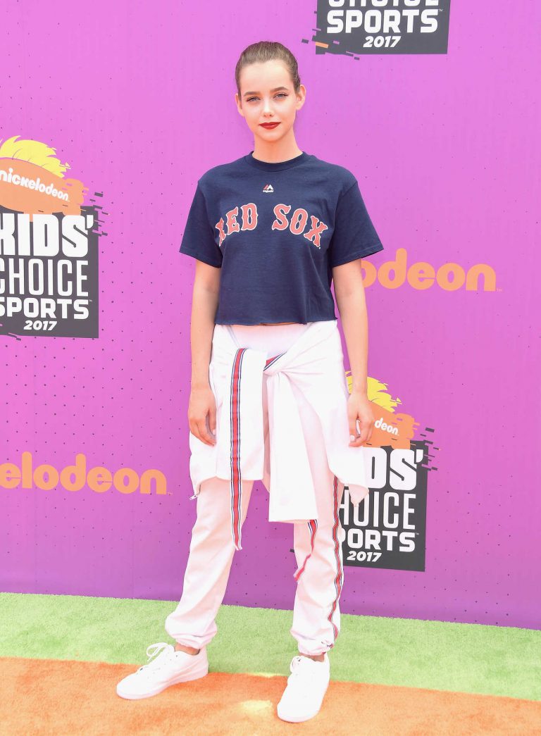 MaeMae Renfrow at the Nickelodeon Kids' Choice Sports Awards in Los Angeles 07/13/2017-1