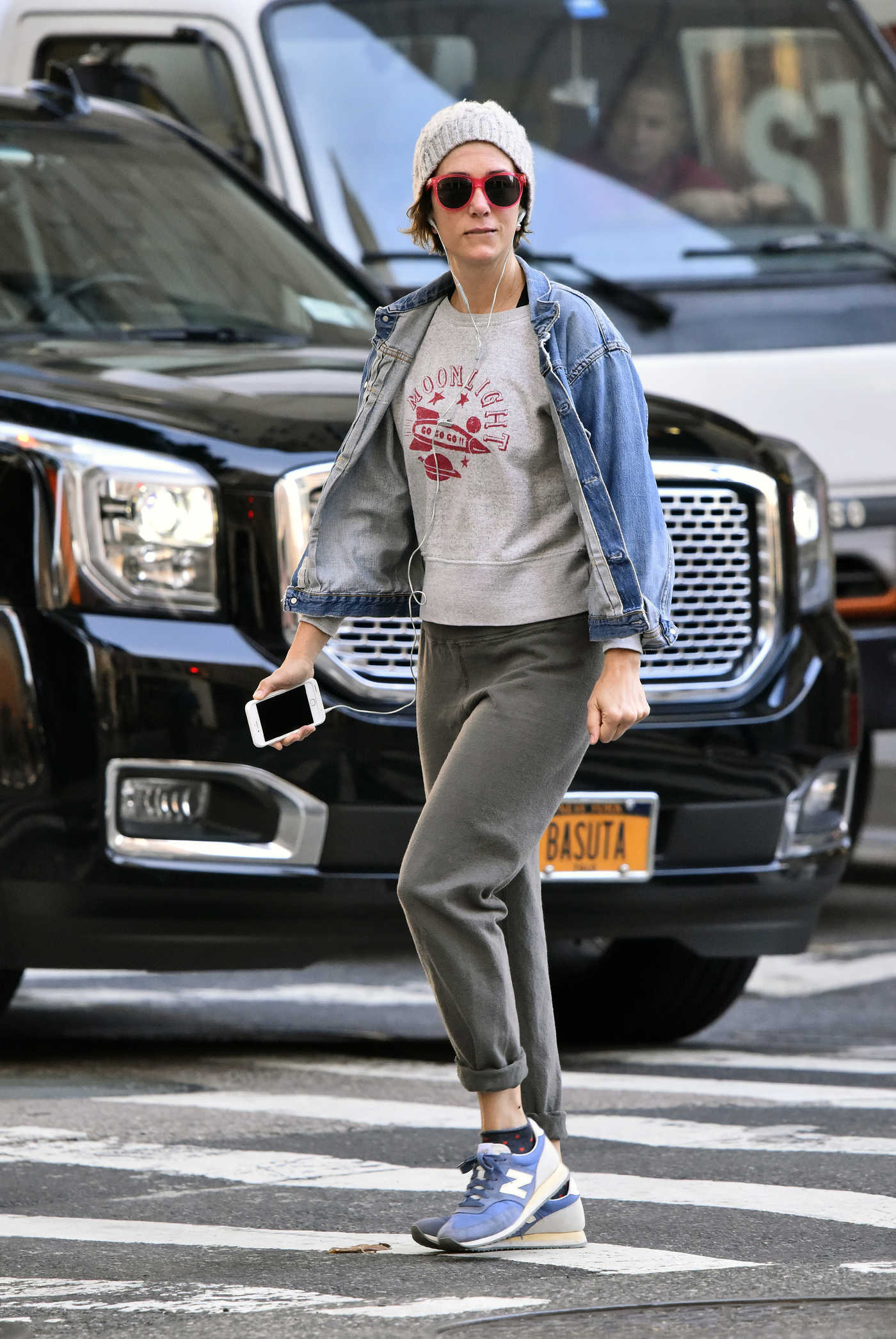 Kristen Wiig Was Seen Out in New York City 10/03/2017