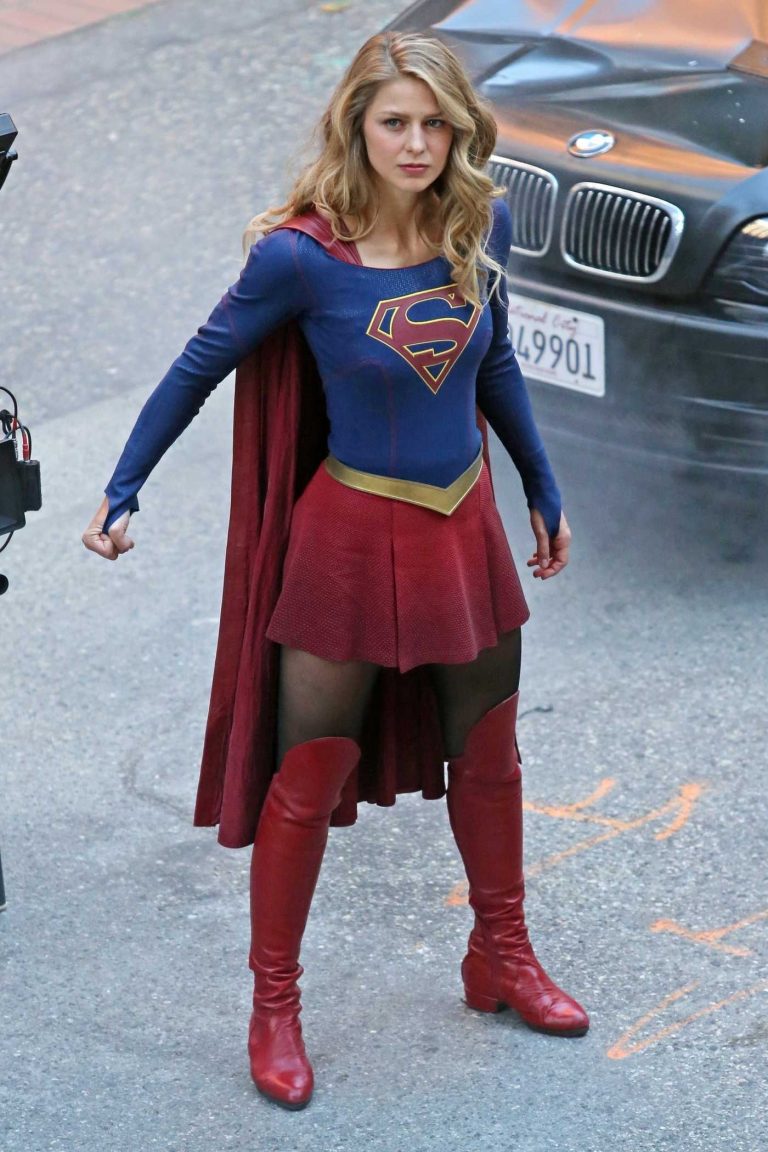 Melissa Benoist on the Set of Supergirl in Vancouver 09/29/2017-1