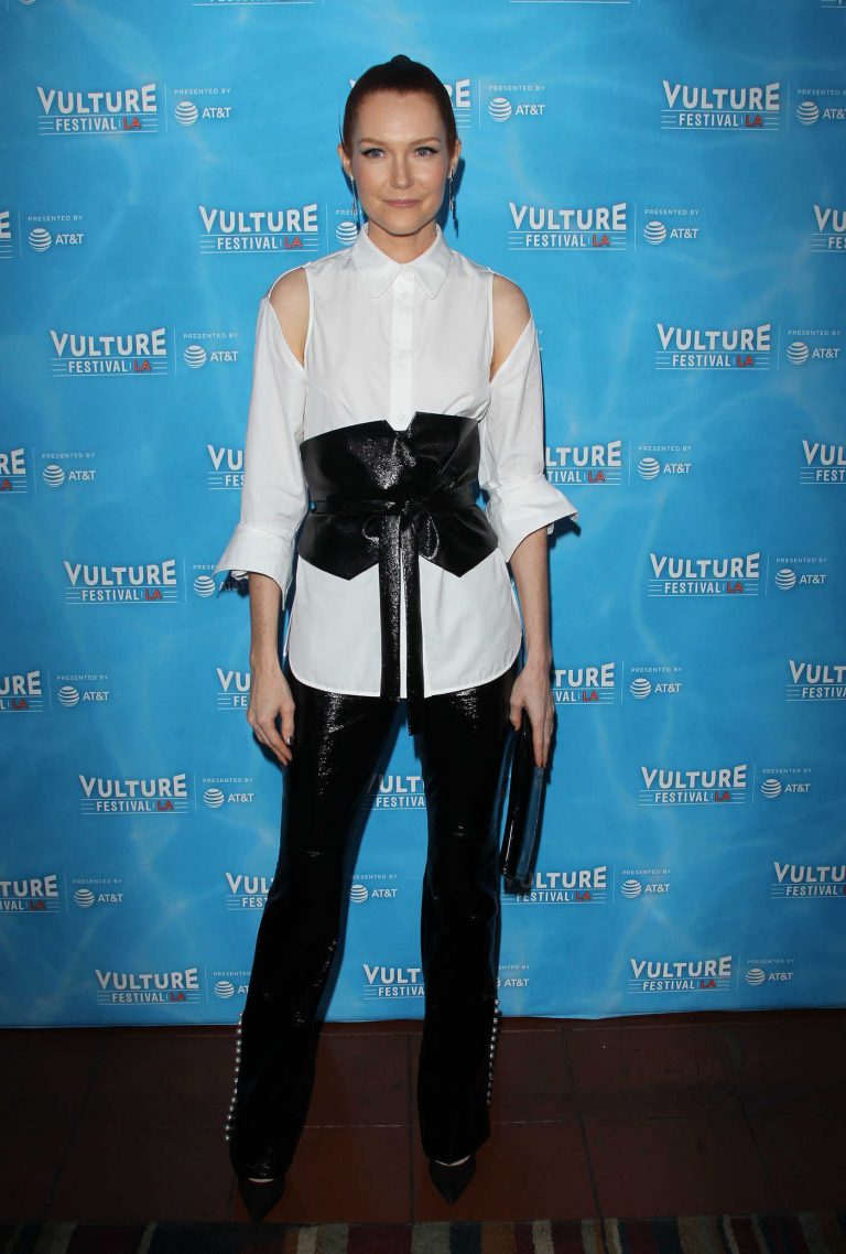 Darby Stanchfield at the Vulture Festival Scandal Panel in Los Angeles 11/18/2017-1