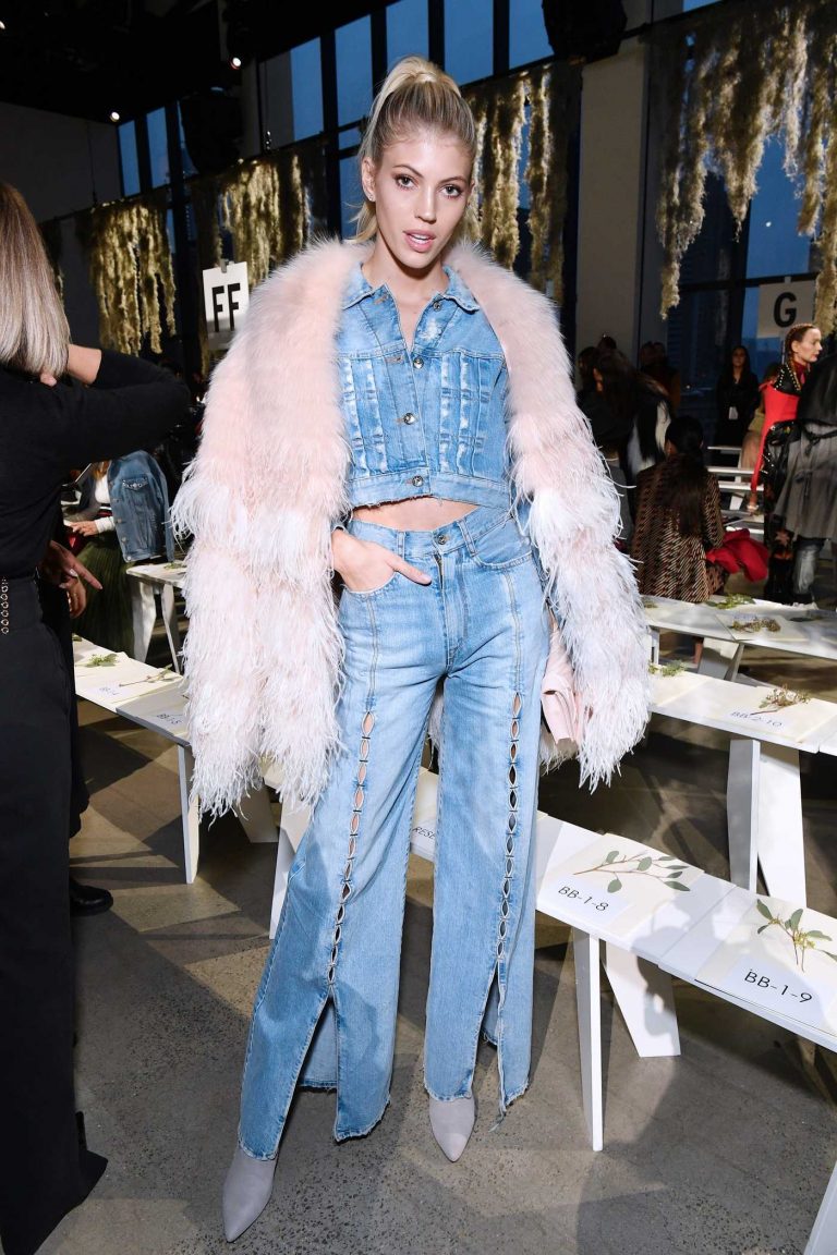 Devon Windsor at the Jonathan Simkhai Fashion Show During New York Fashion Week in New York City 02/10/2018-1