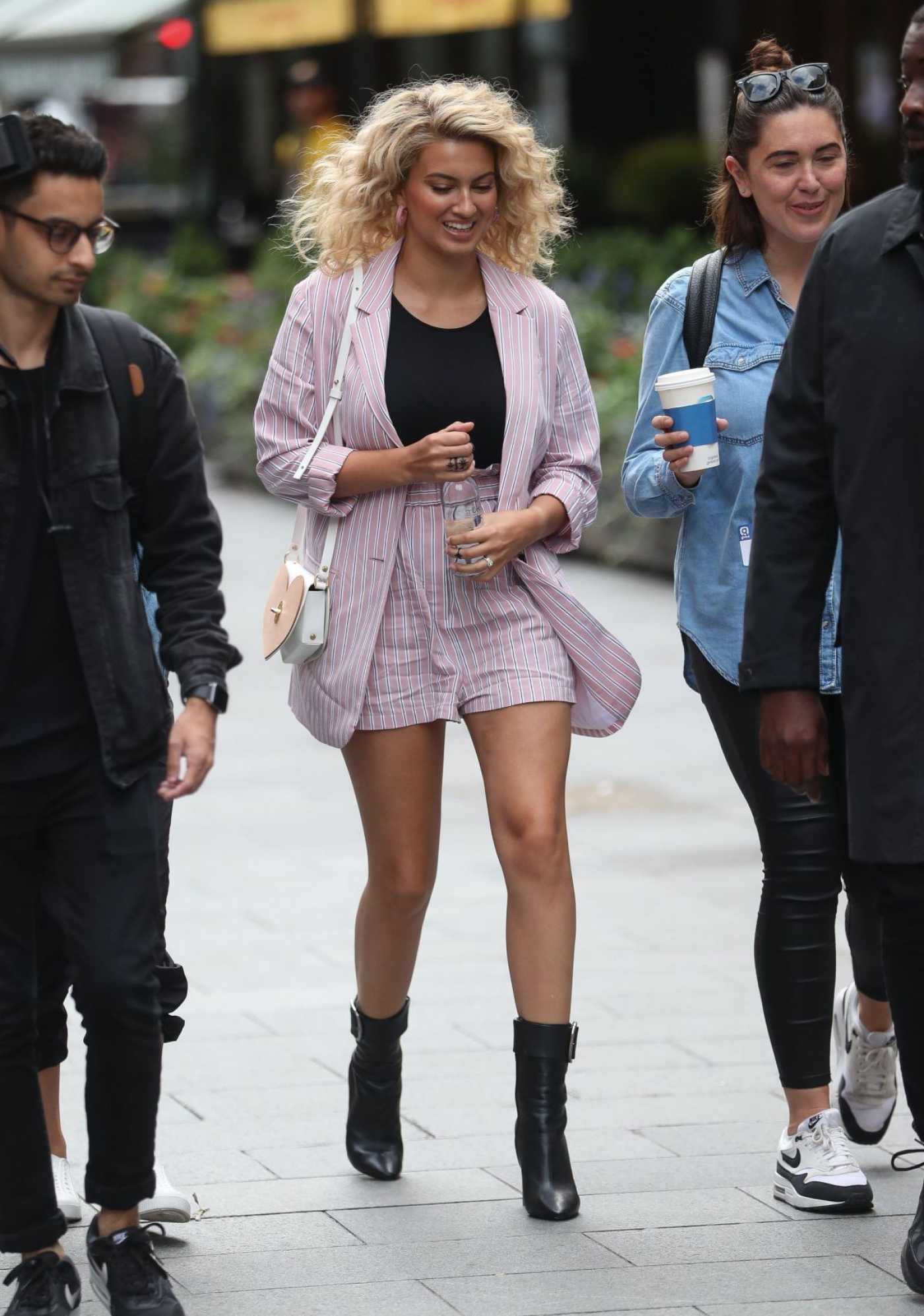 Tori Kelly Arrives at Global Offices in London 07/31/2019