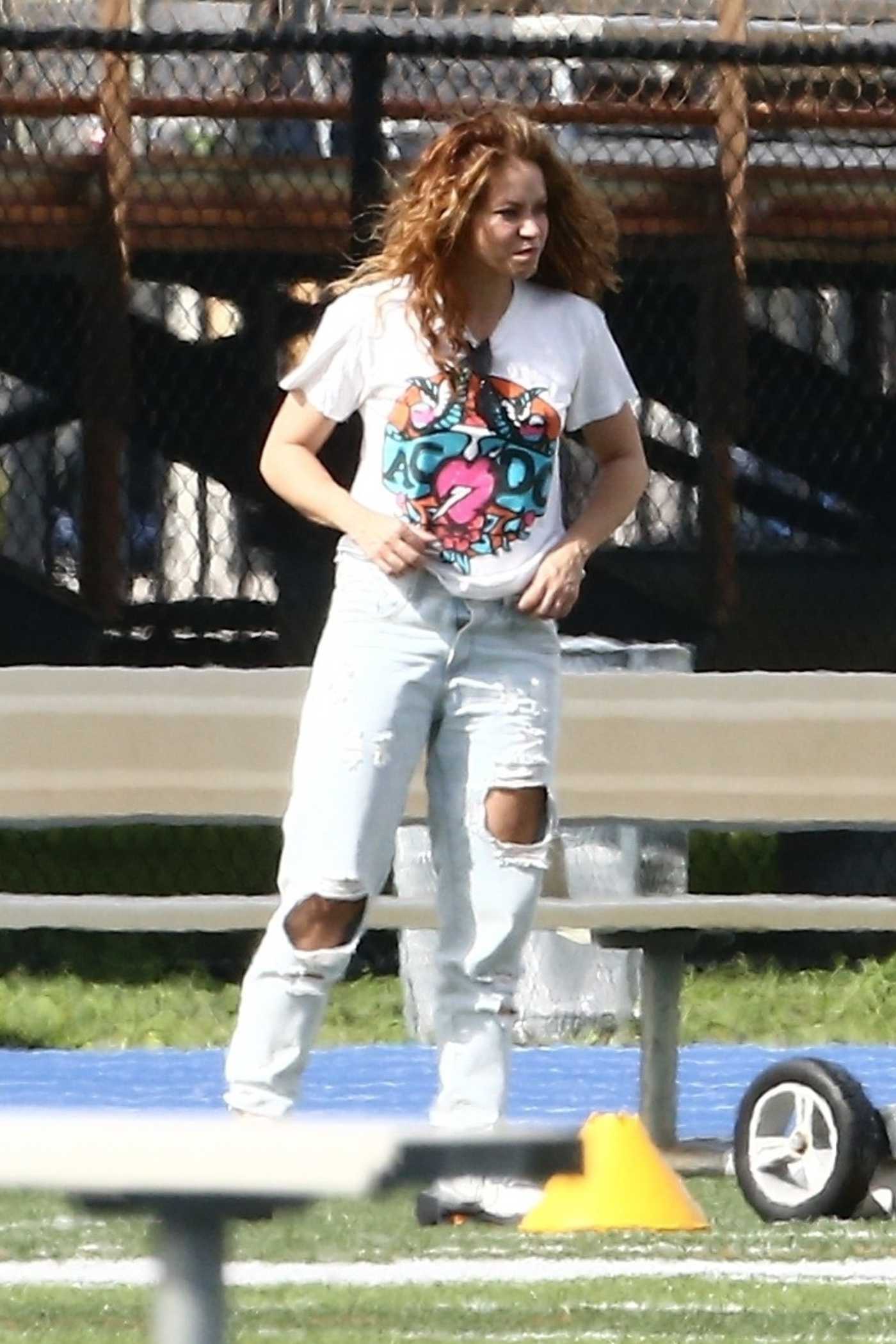 Shakira in a White Tee Attends Her Son's Soccer Training in Miami 12/27/2019