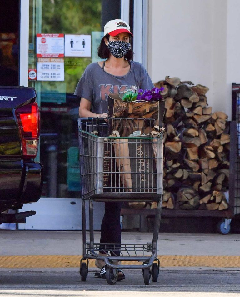 Catherine Bell in a Face Mask