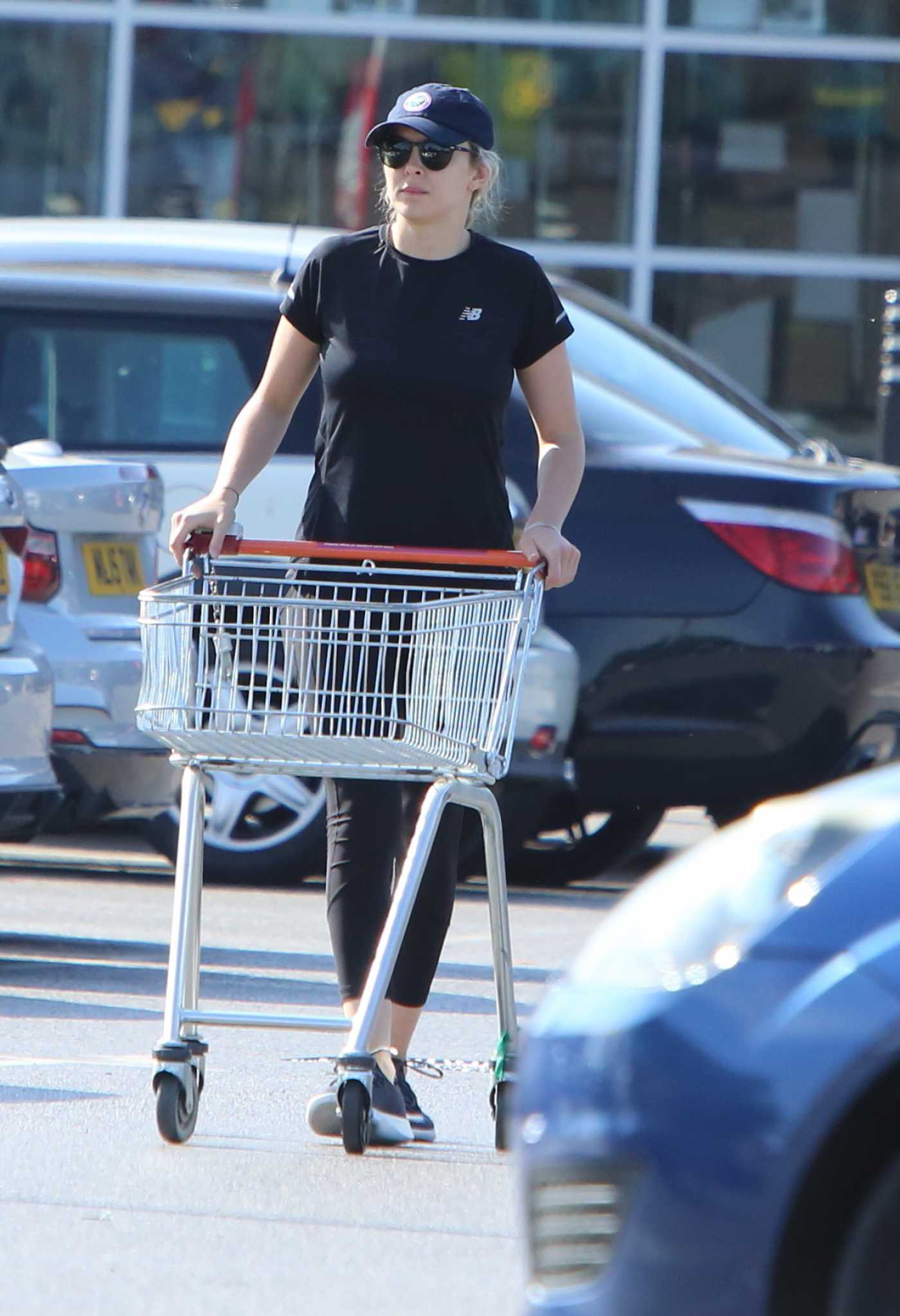 Jodie Comer in a Black Tee Goes Shopping with Brother Chalie at Local Sainsbury's Store in Liverpool 05/20/2020
