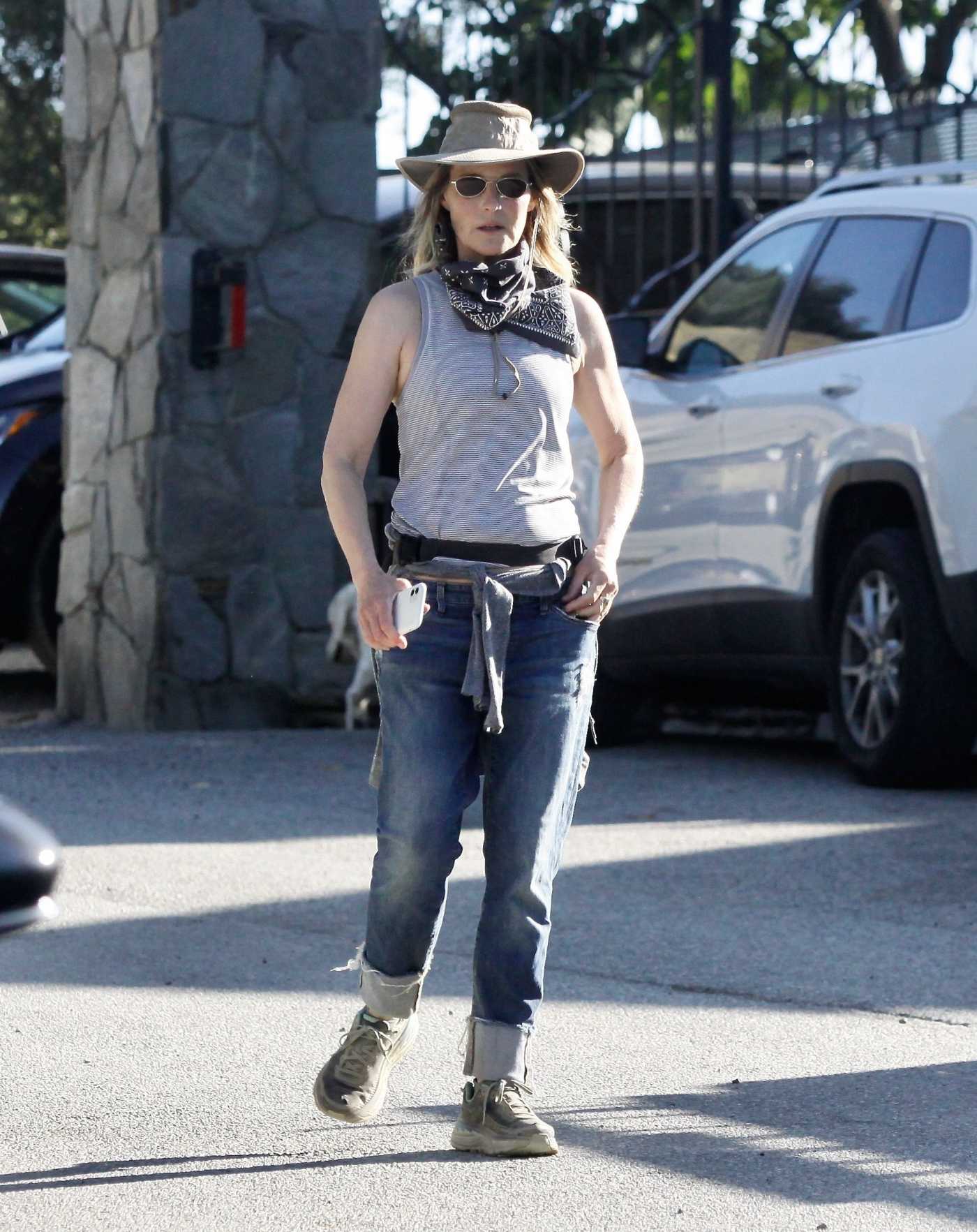 Helen Hunt in a Beige Hat Was Seen Out in Brentwood 06/12/2020