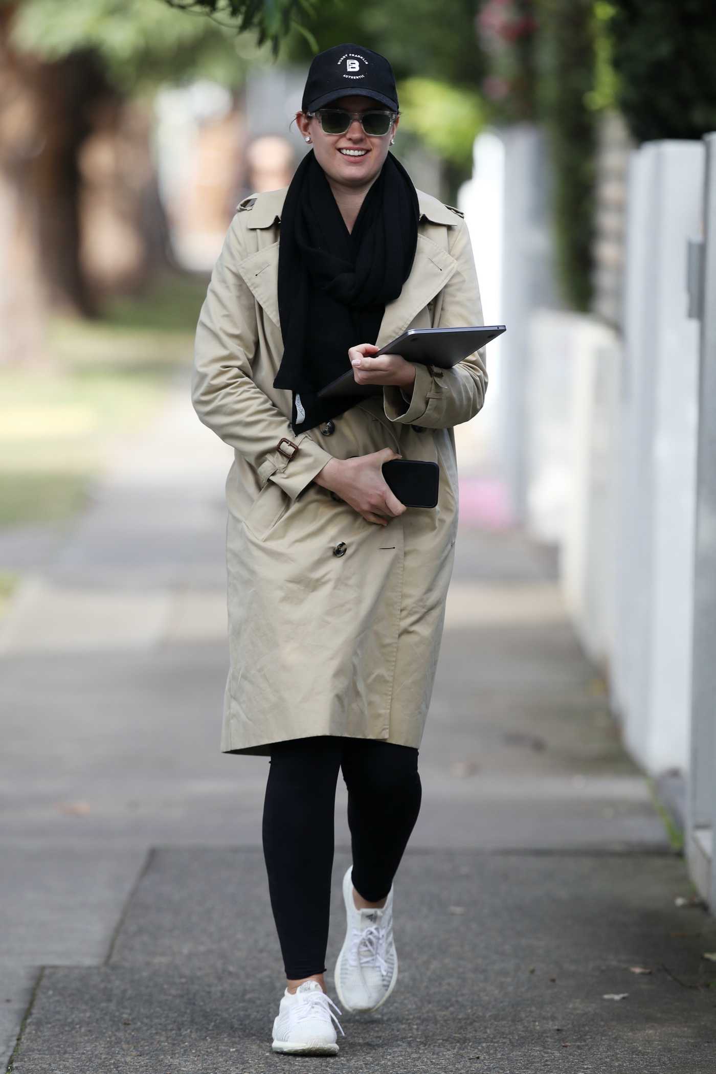 Jesinta Campbell in a Beige Trench Coat Was Seen Out in Sydney 06/08/2020