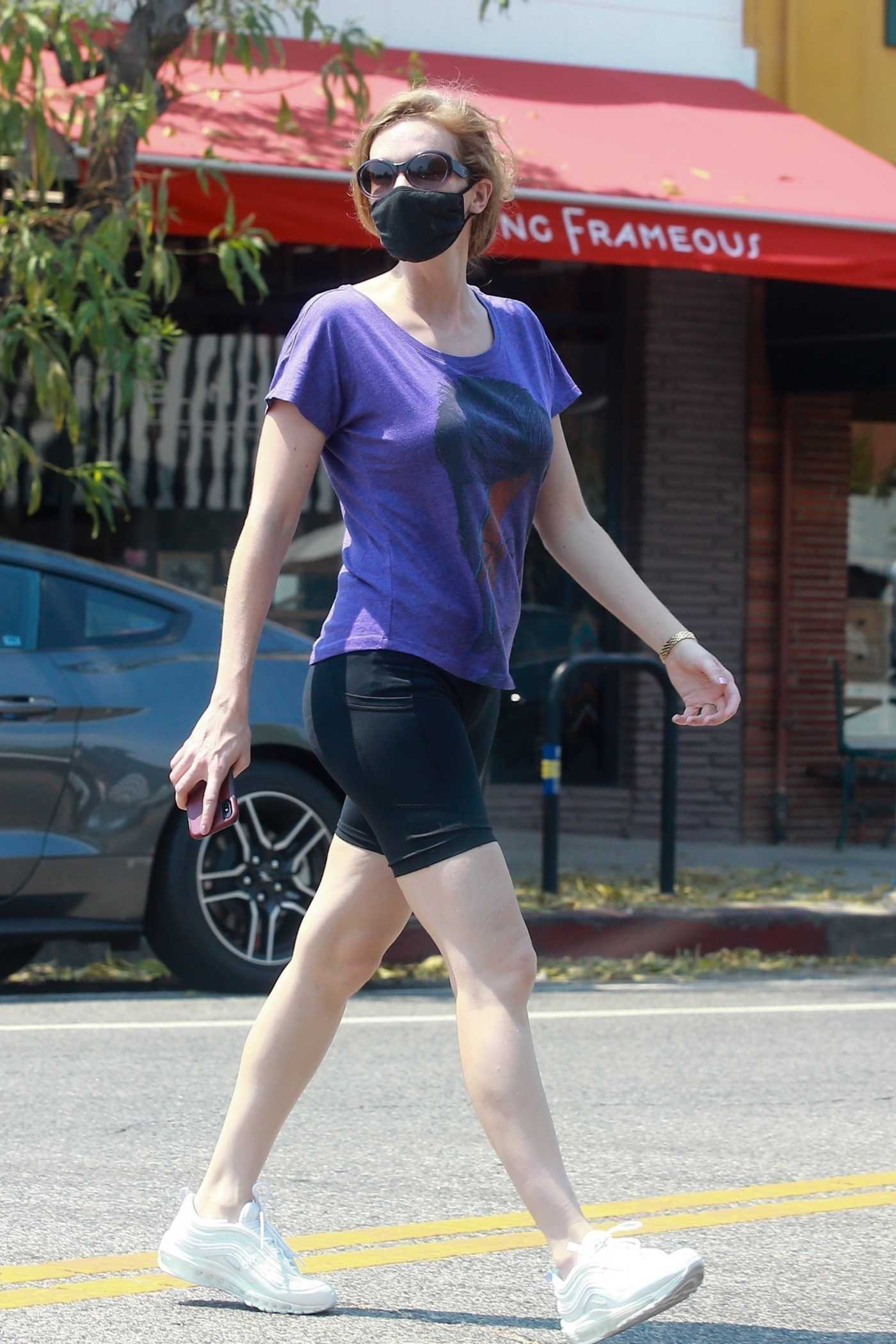 Charlotte Kirk in a Purple Tee Has a Meeting at a Cafe in Los Angeles 08/19/2020