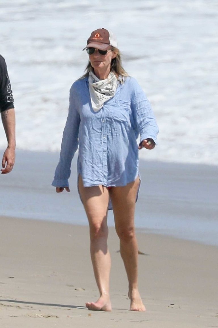 Helen Hunt in a Blue Shirt