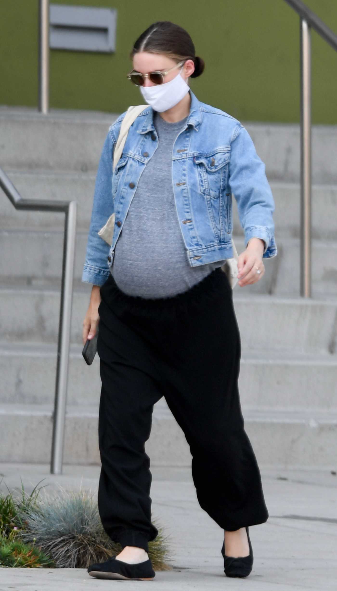 Rooney Mara in a Blue Denim Jacket Shows Her Growing Baby Bump Out in Los Angeles 08/17/2020