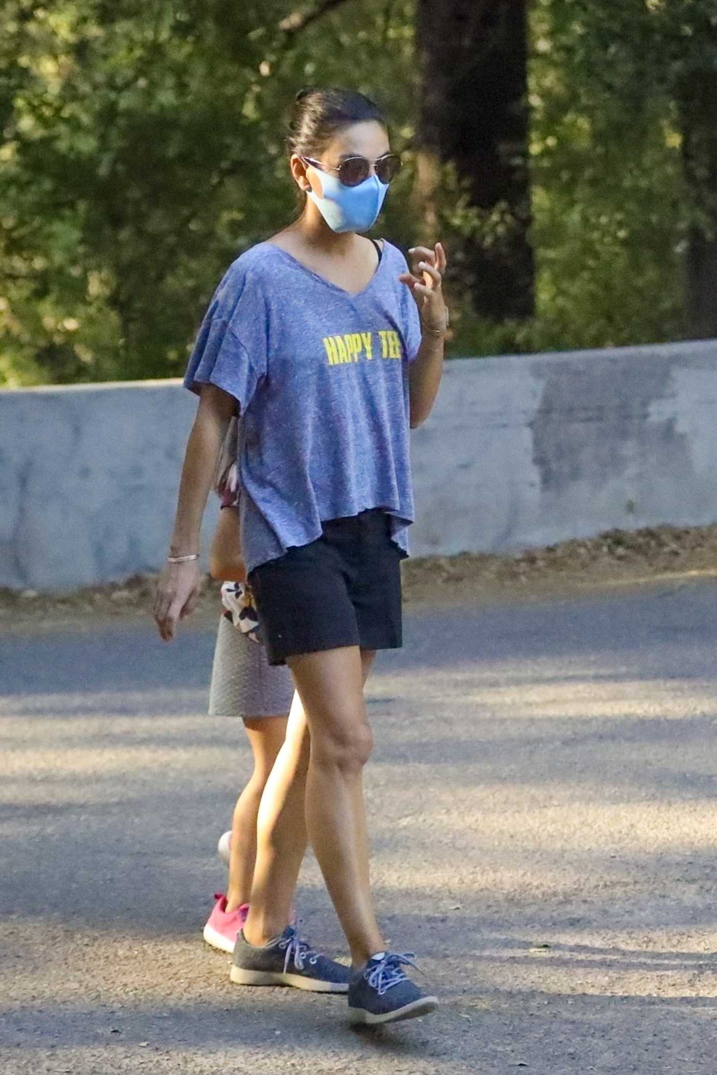 Mila Kunis in a Blue Tee Enjoys an Afternoon Hike in Los Angeles 10/07/2020