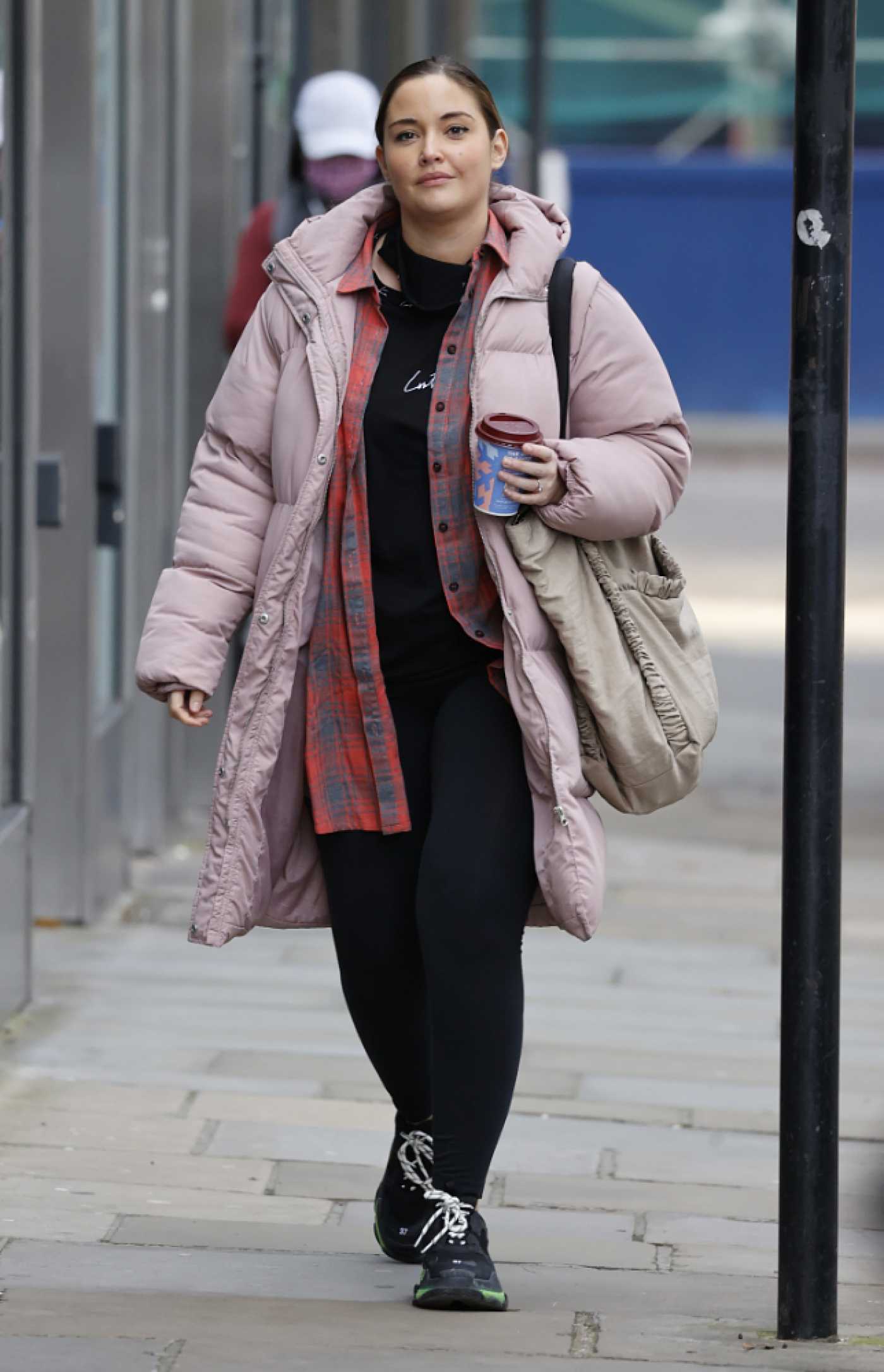 Jacqueline Jossa in a Pink Puffer Coat Was Seen Out in London 11/24/2020