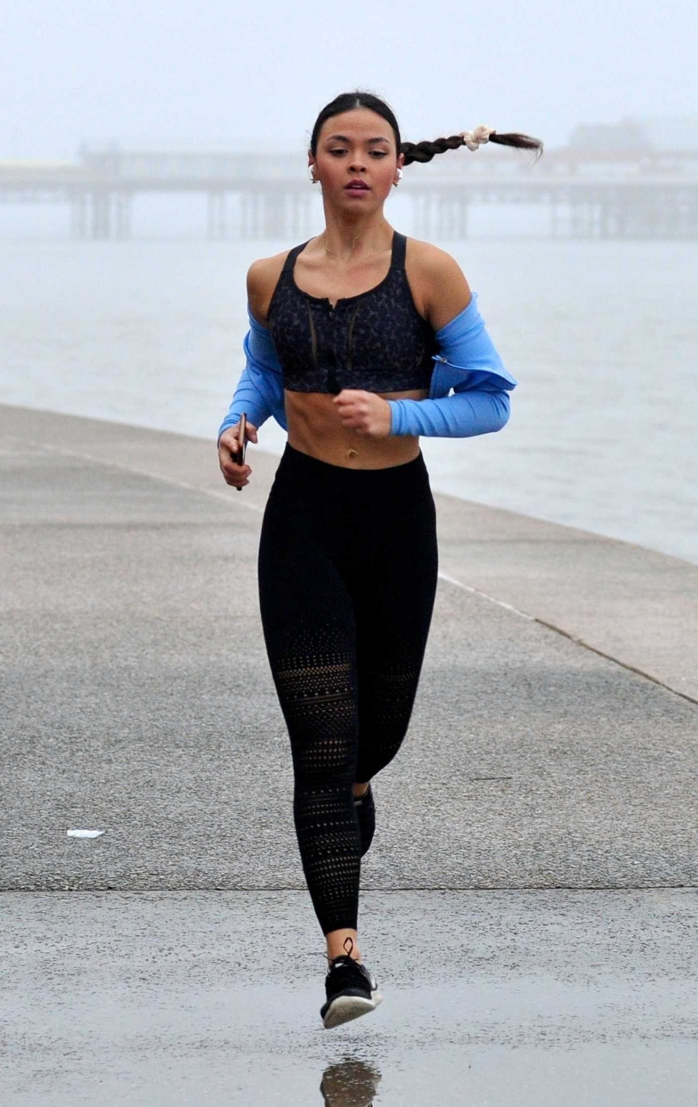 Vanessa Bauer in a Black Workout Ensemble Goes Jogging in Blackpool 11/29/2020