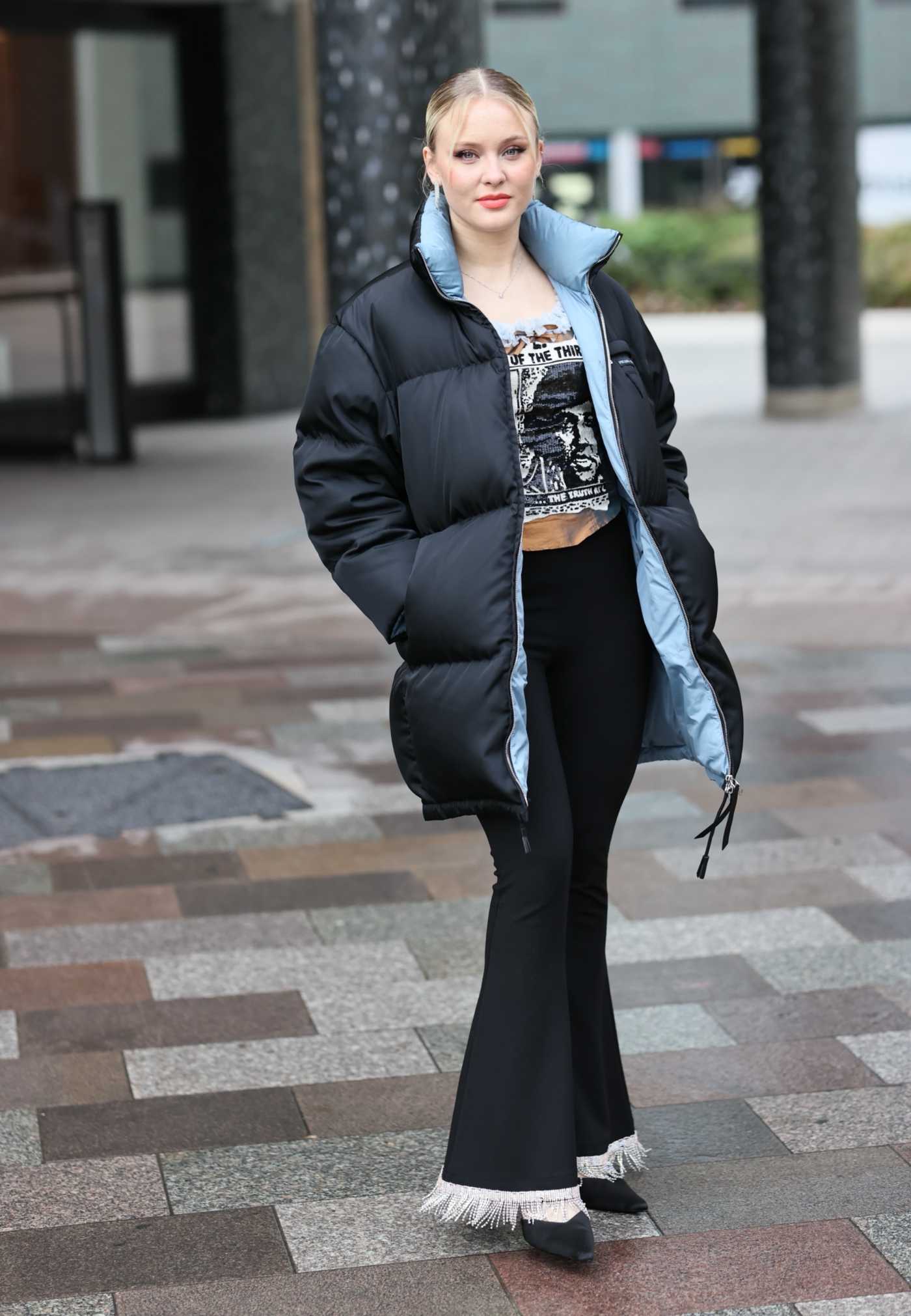 Zara Larsson in a Black Puffer Jacket Arrives on Sunday Brunch in London 11/08/2020