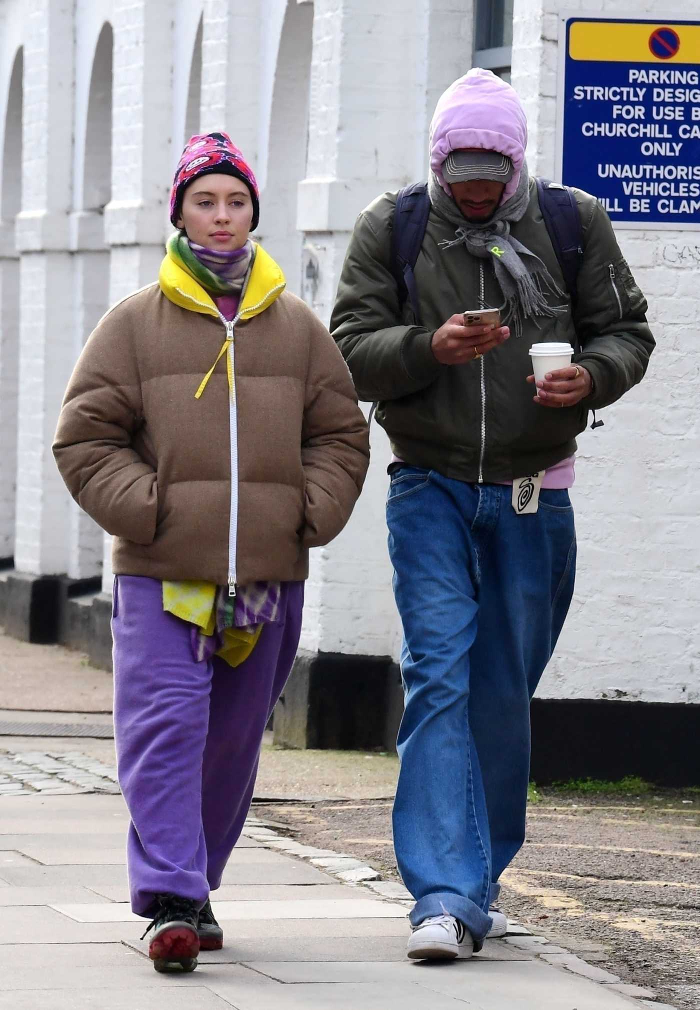 Iris Law in a Lilac Sweatpants Was Seen Out with Her Boyfriend in London 02/15/2021