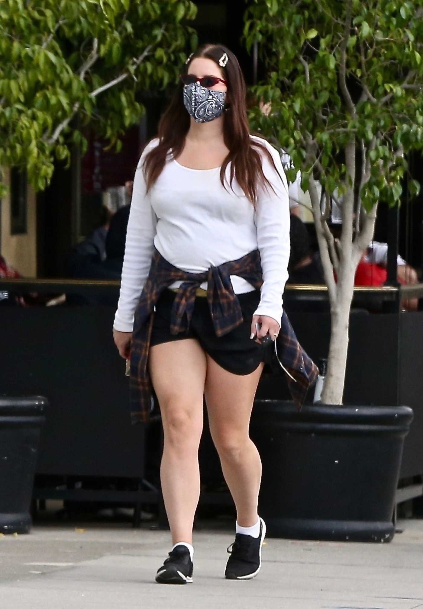 Lana Del Rey in a Black Sneakers Was Seen Out in Beverly Hills 04/01/2021