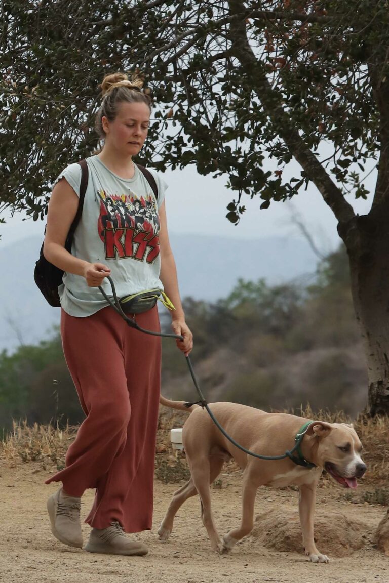 Alicia Silverstone in a KISS Tee