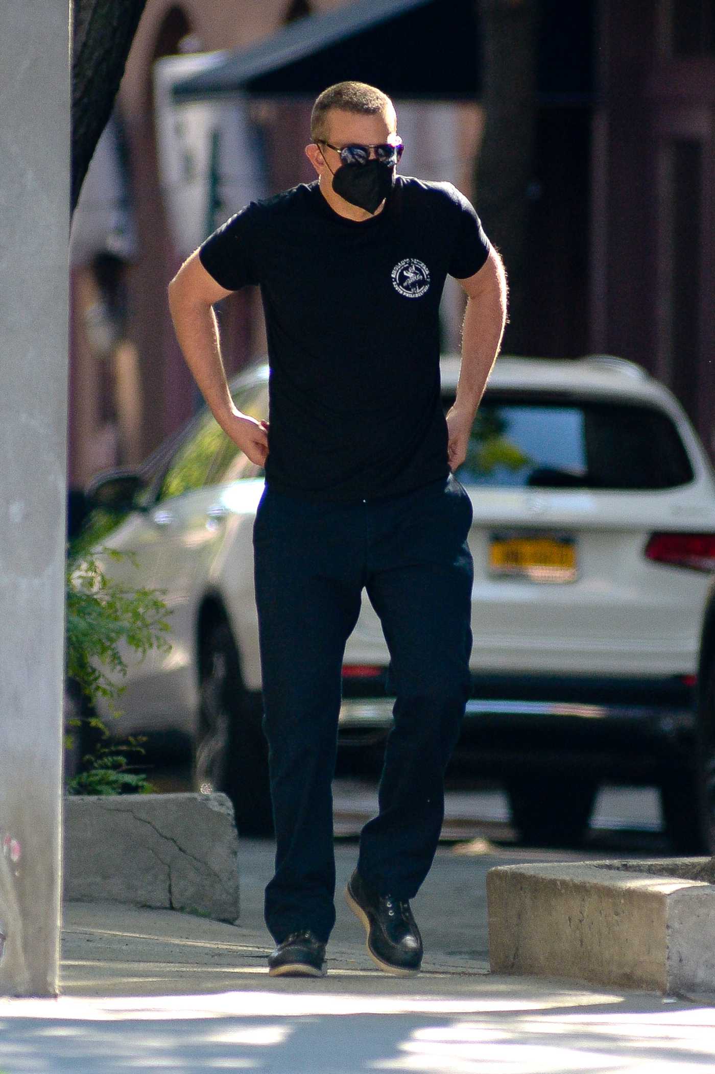 Bradley Cooper in a Black Tee Was Seen with His Daughter Out in New York  05/17/2021