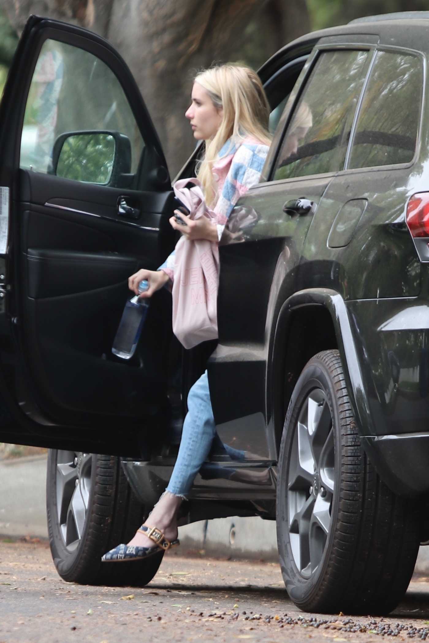 Emma Roberts in a Blue Jeans Was Seen Out in West Hollywood 05/29/2021