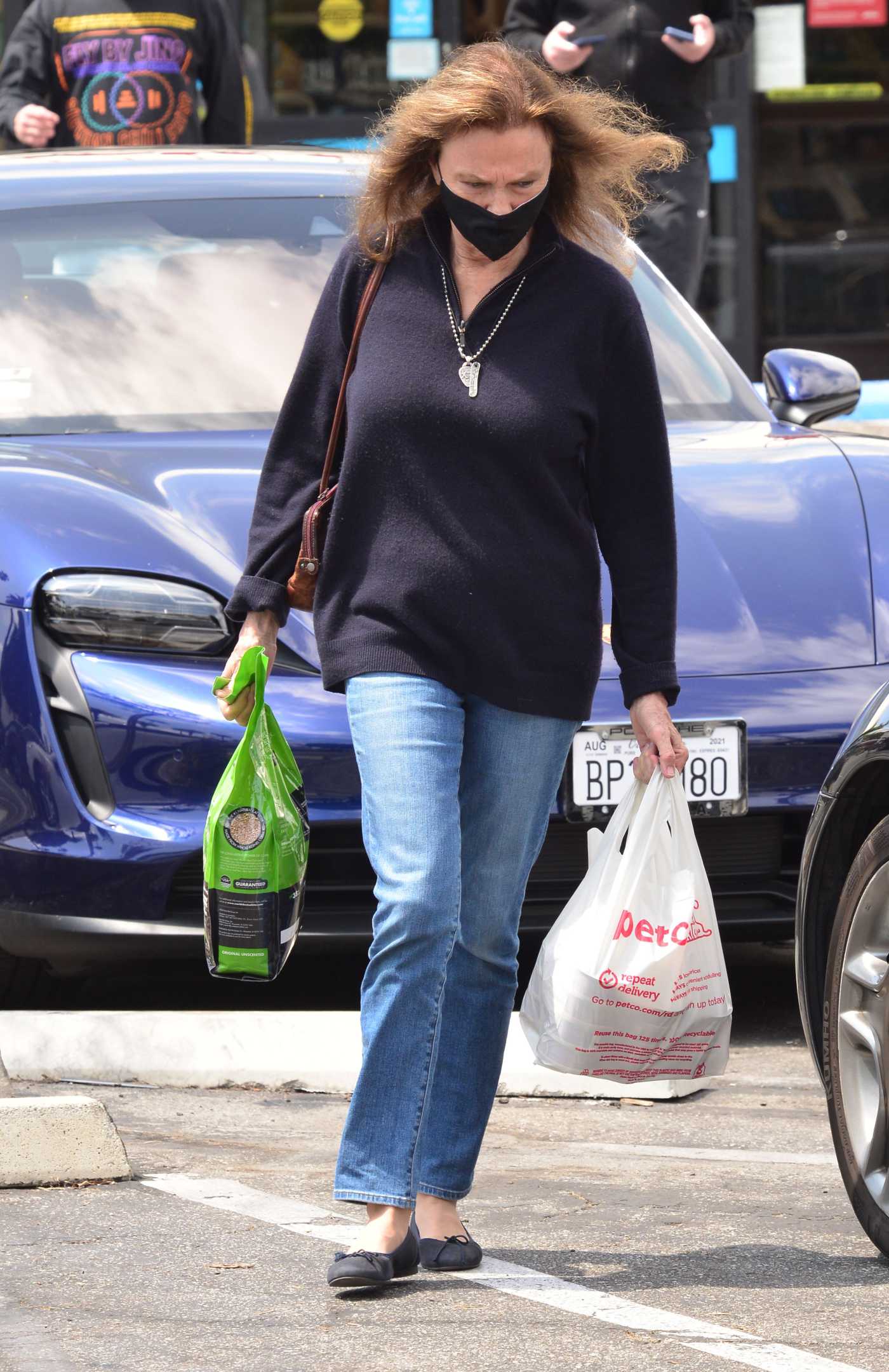 Jacqueline Bisset Leaves Craigs in West Hollywood – Celebrity Wiki