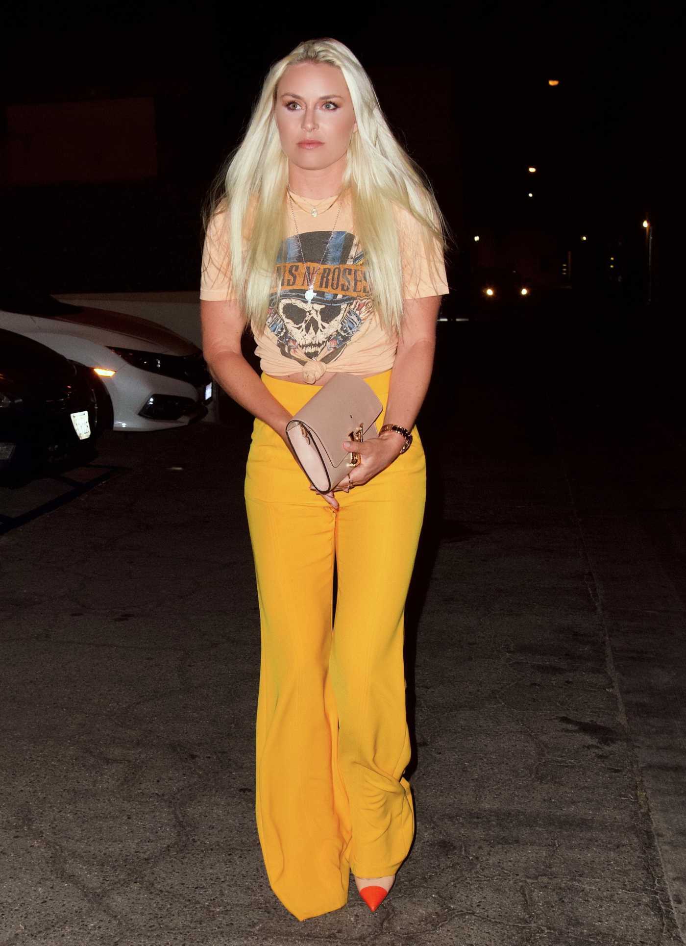 Lindsey Vonn in a Yellow Pants Arrives at Craig’s in West Hollywood 06/19/2021