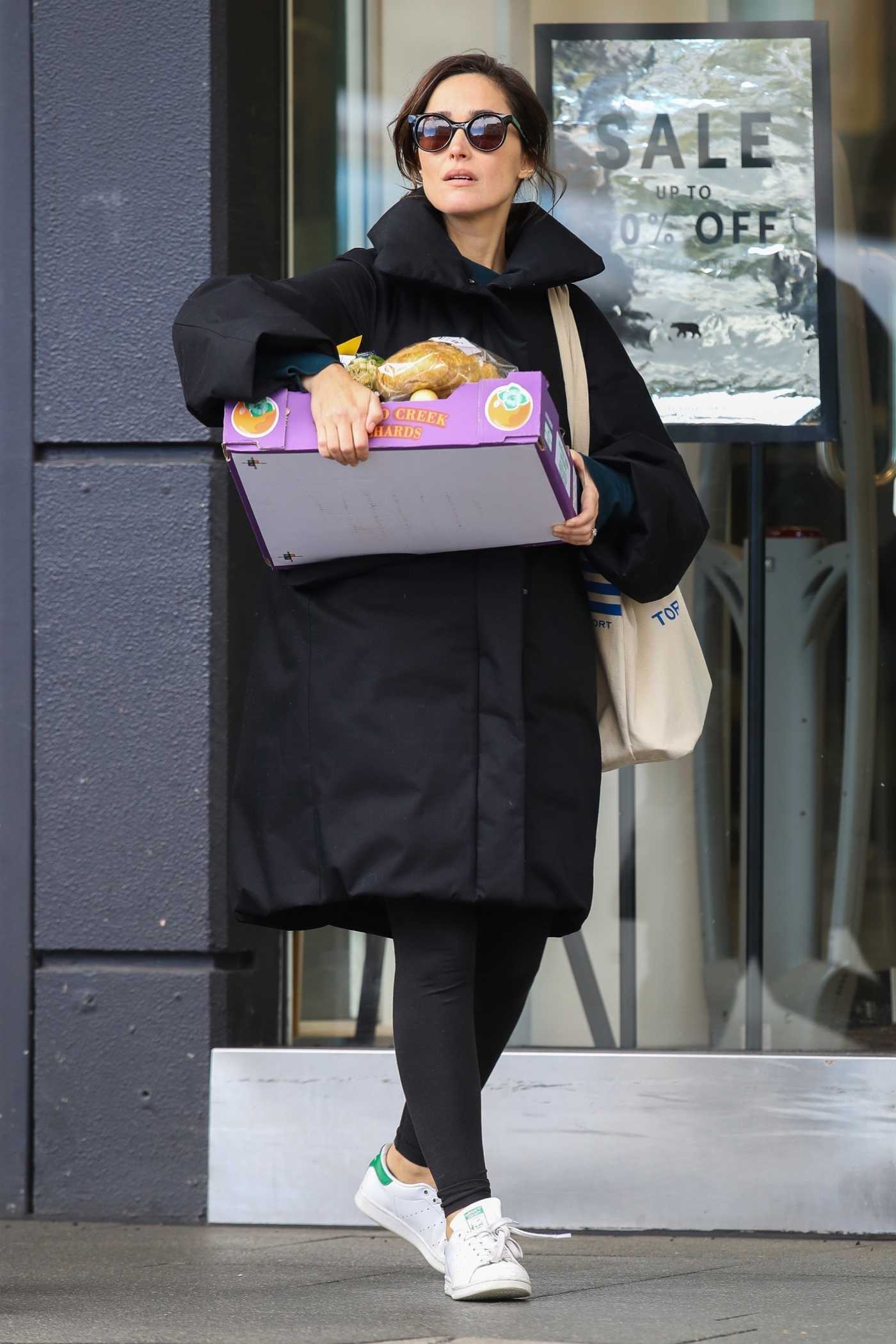 Rose Byrne in a Black Puffer Coat Grabs Some Groceries in Sydney 06/08/2021
