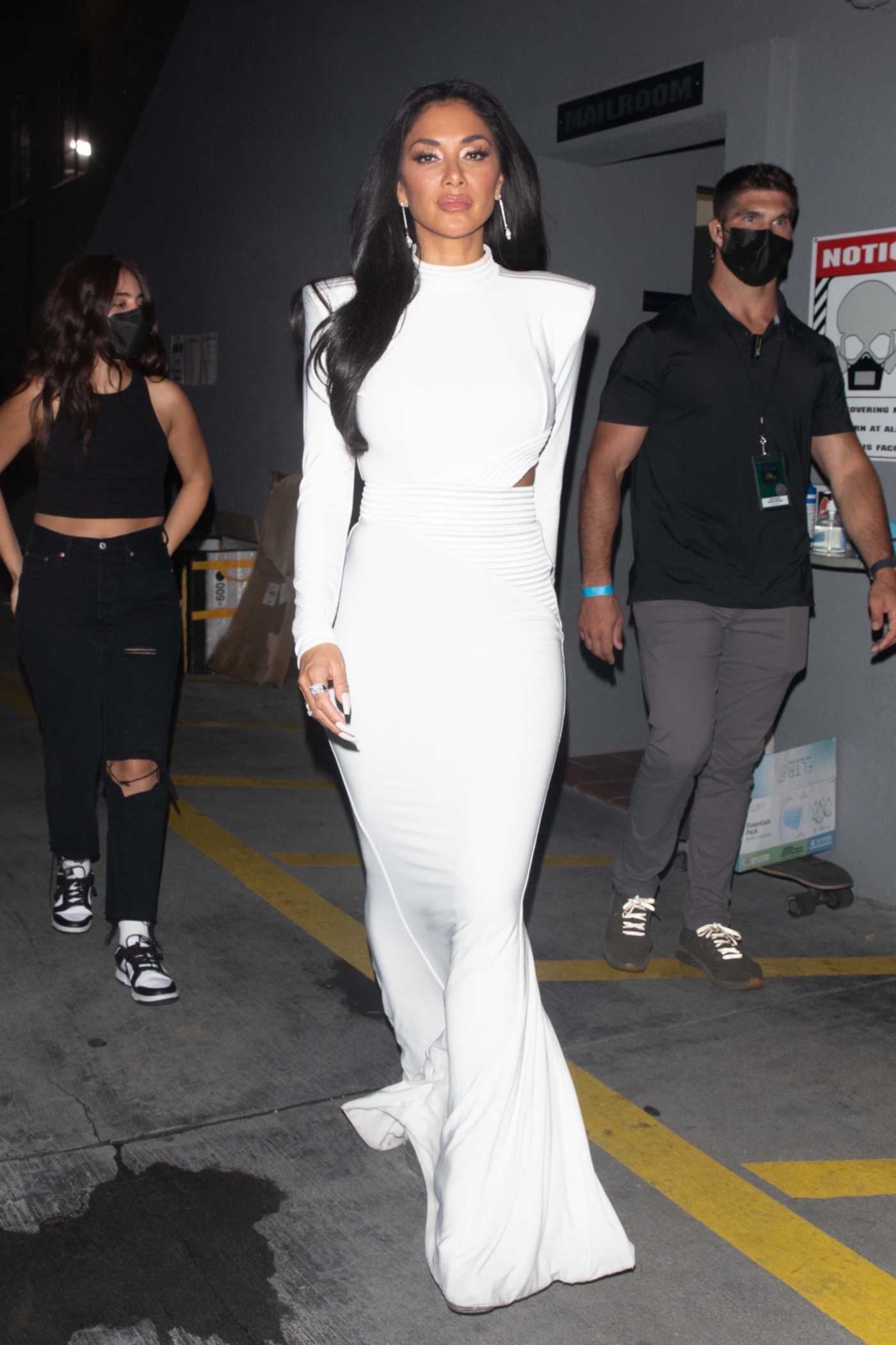 Nicole Scherzinger in a White Dress Leaves the Masked Singer in Los Angeles 08/08/2021