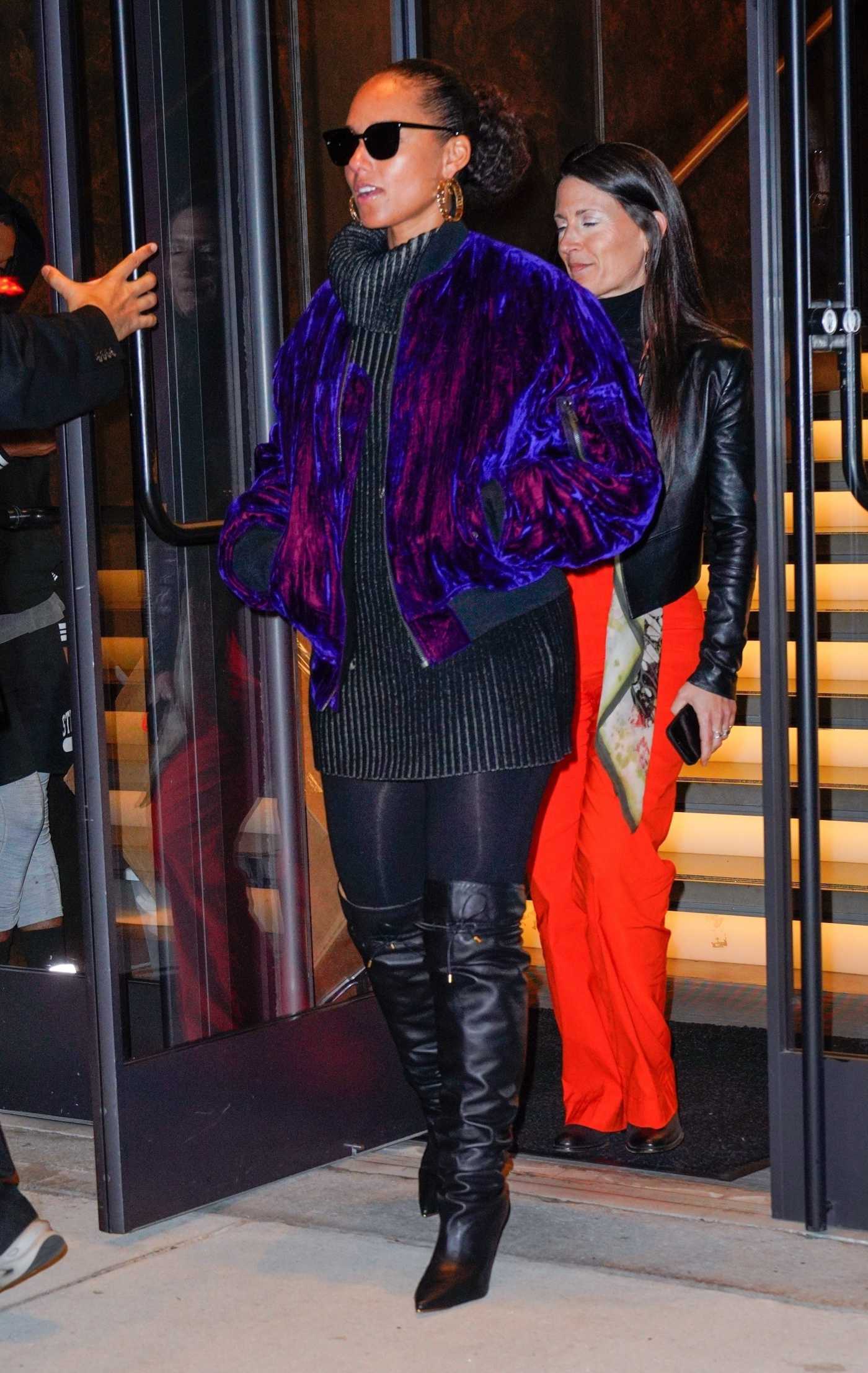 Alicia Keys in a Black Boots Departs an Office in New York 10/27/2021