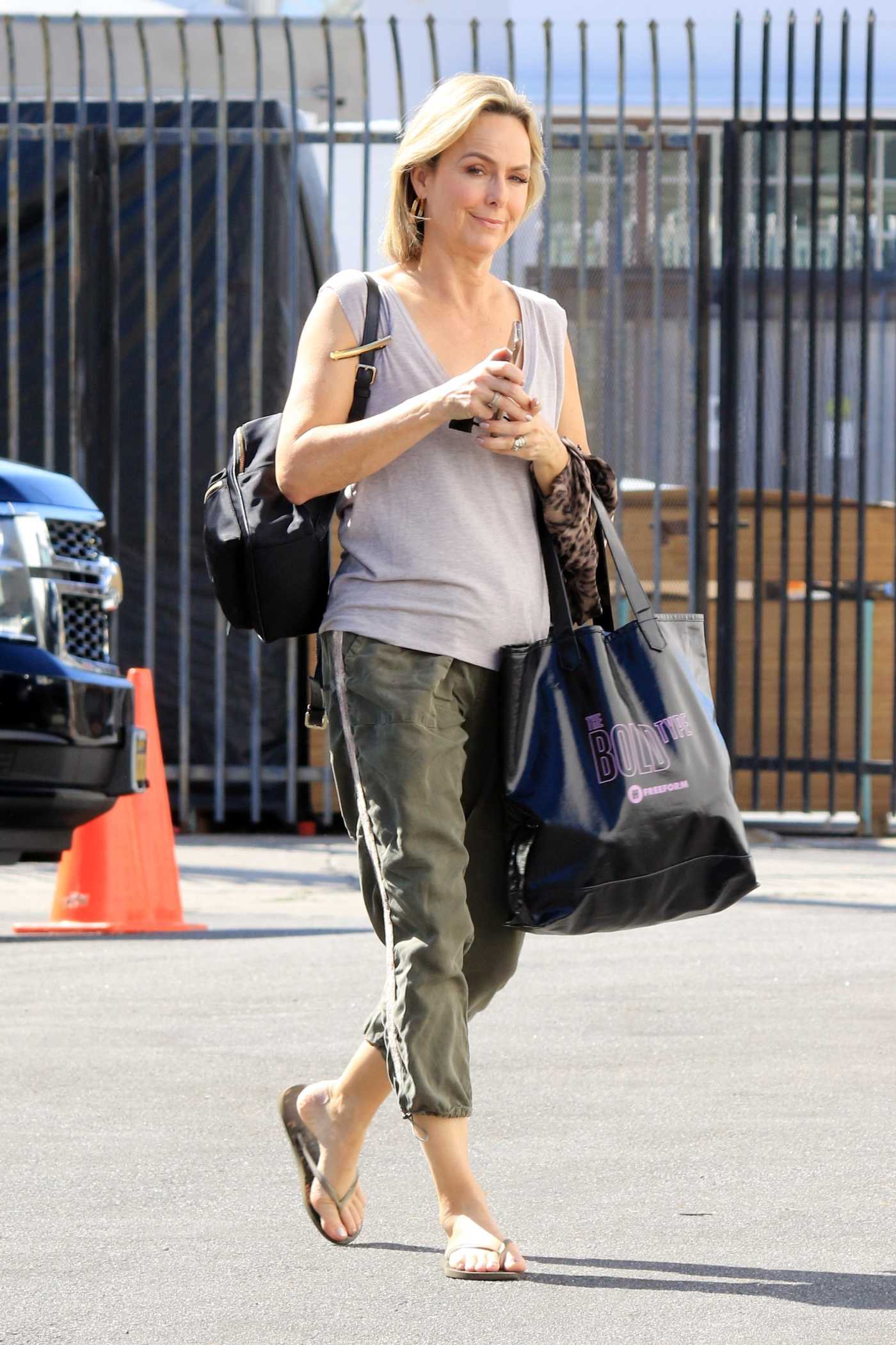 Melora Hardin in a Grey Tank Top Arrives for Practice at The Dancing With The Stars Rehearsal Studio in Los Angeles 10/10/2021