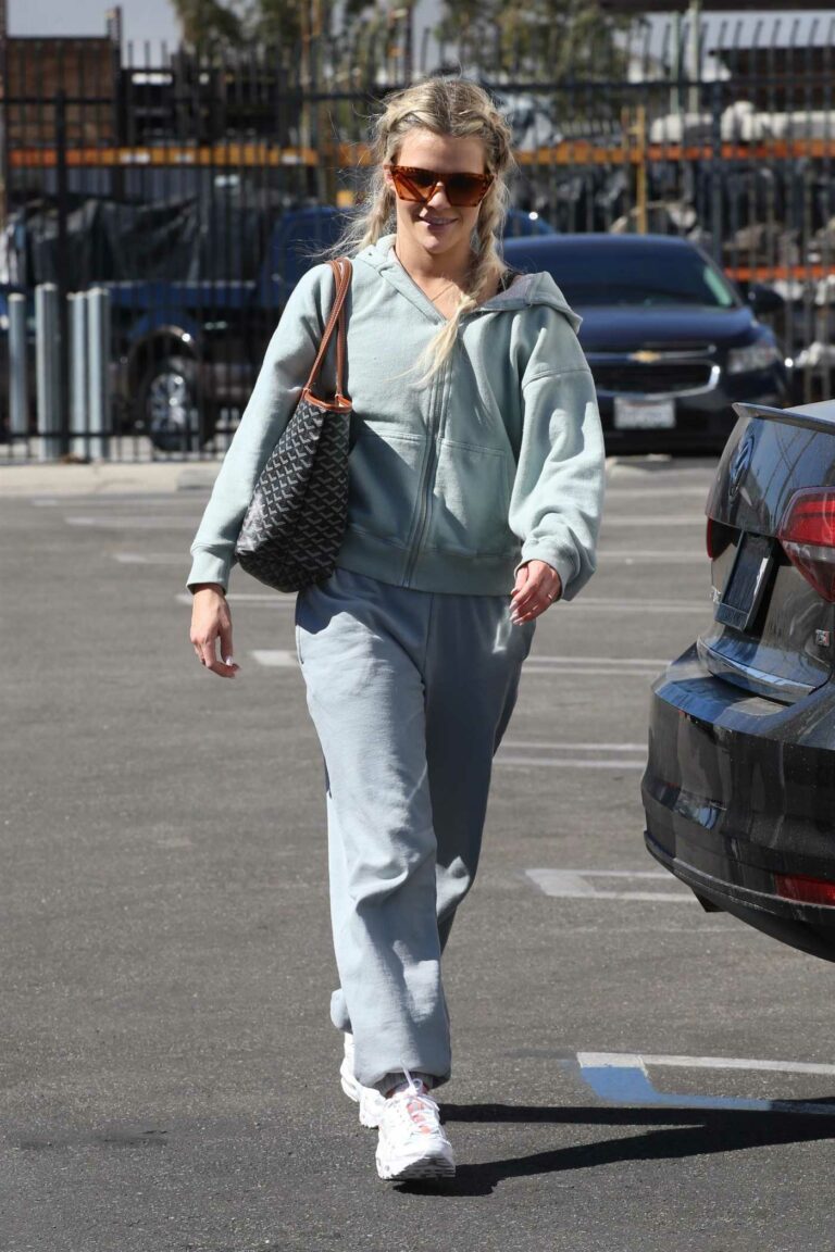 Witney Carson in a Grey Sweatpants