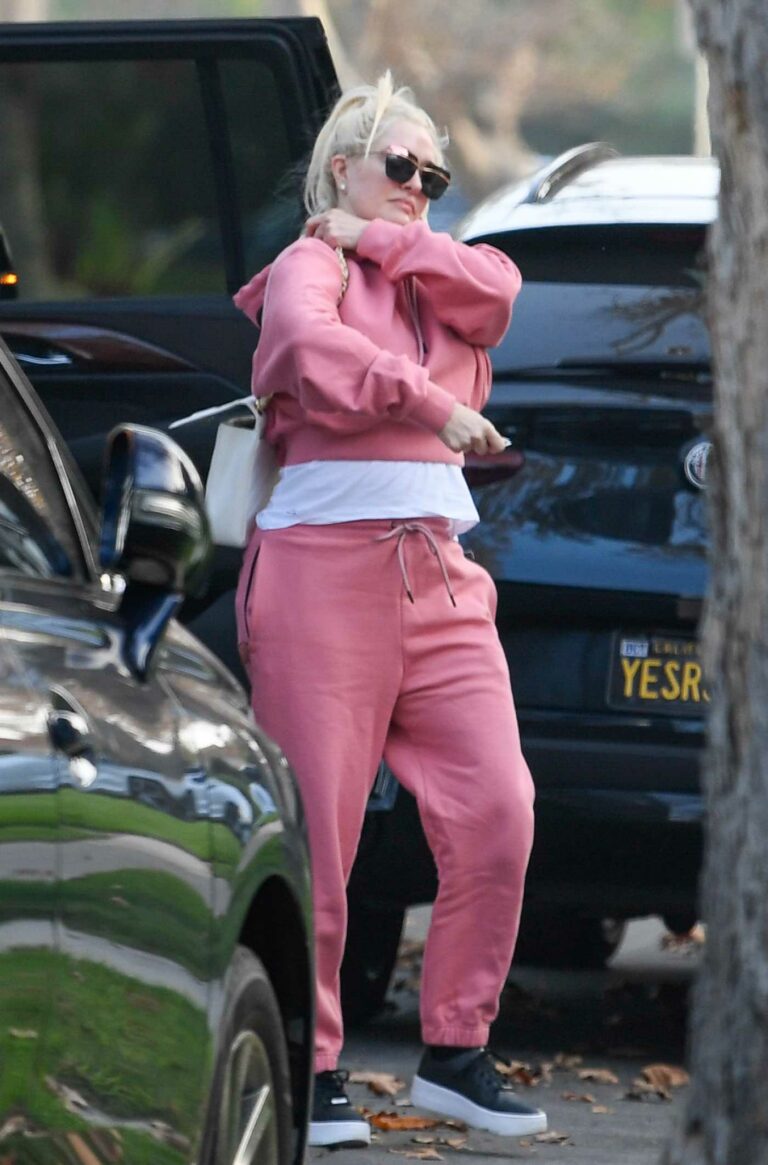 Erika Jayne in a Pink Sweatsuit