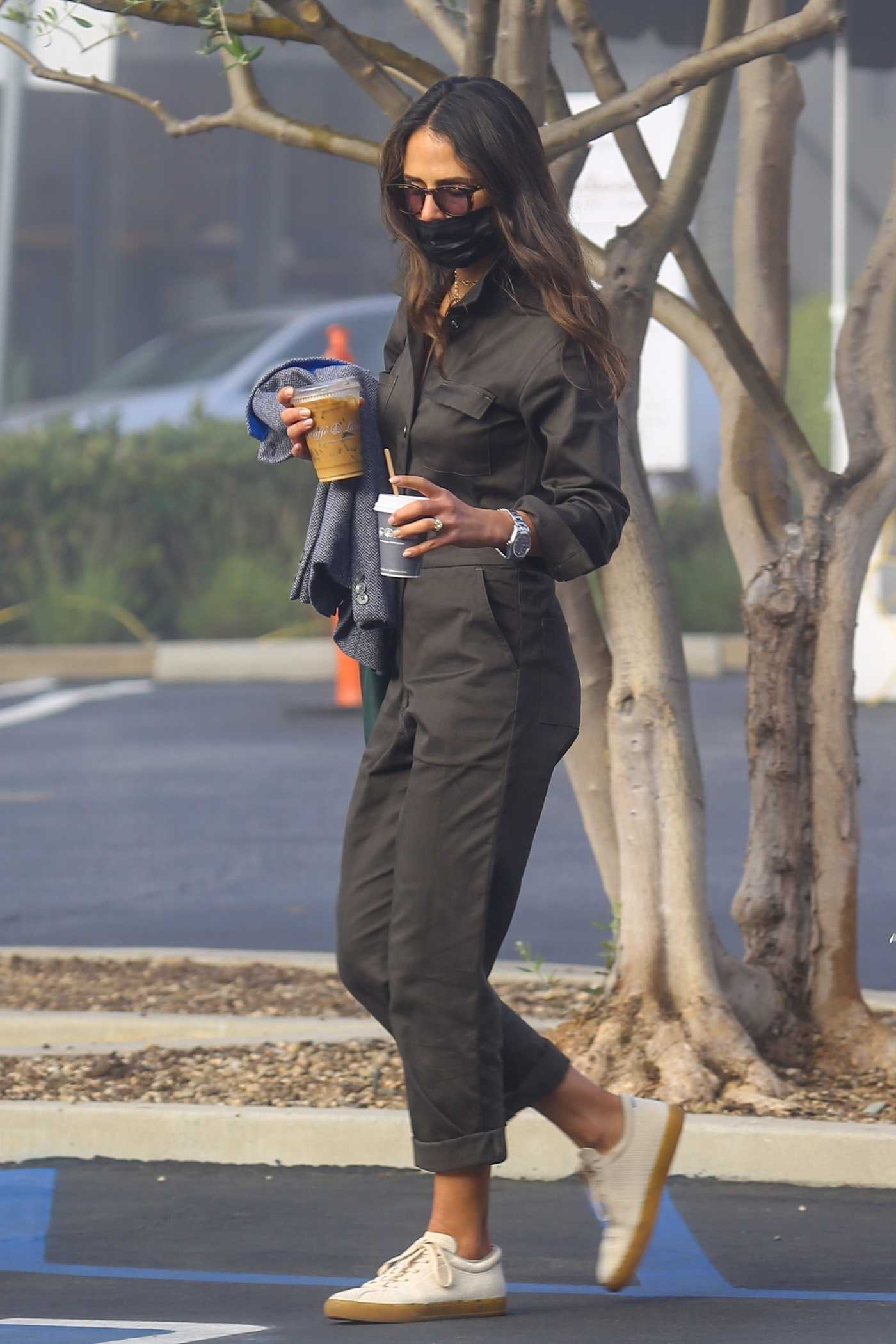 Jordana Brewster in a Grey Jumpsuit Was Seen Out in Brentwood 11/03/2021
