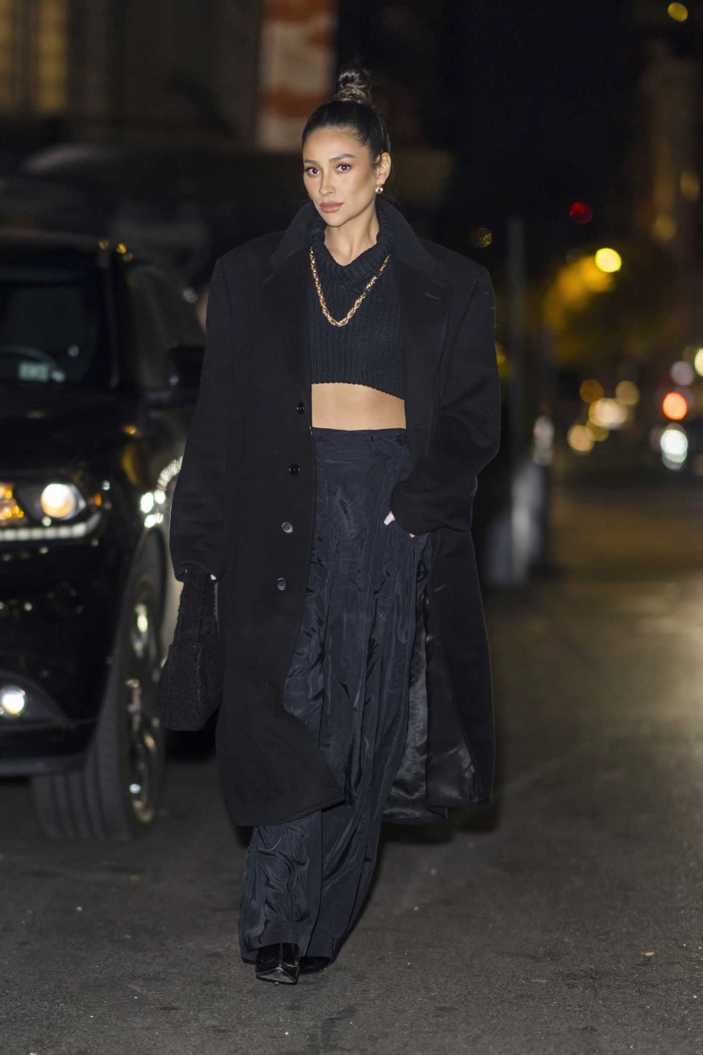 Shay Mitchell in a Black Coat Heads Out for a Night on the Town in New York 11/19/2021