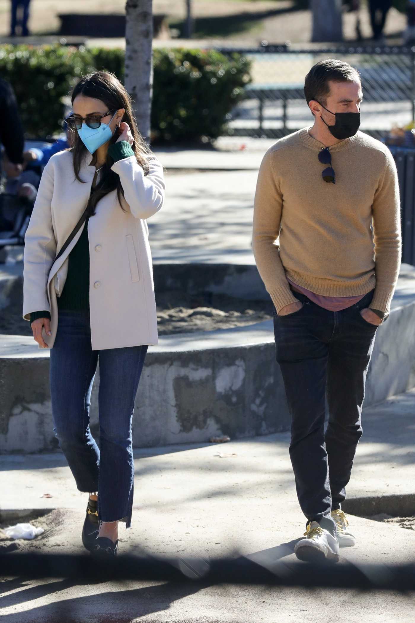 Jordana Brewster in a Blue Protective Mask Was Seen Out with Mason Morfit in the Park in Los Angeles 12/26/2021