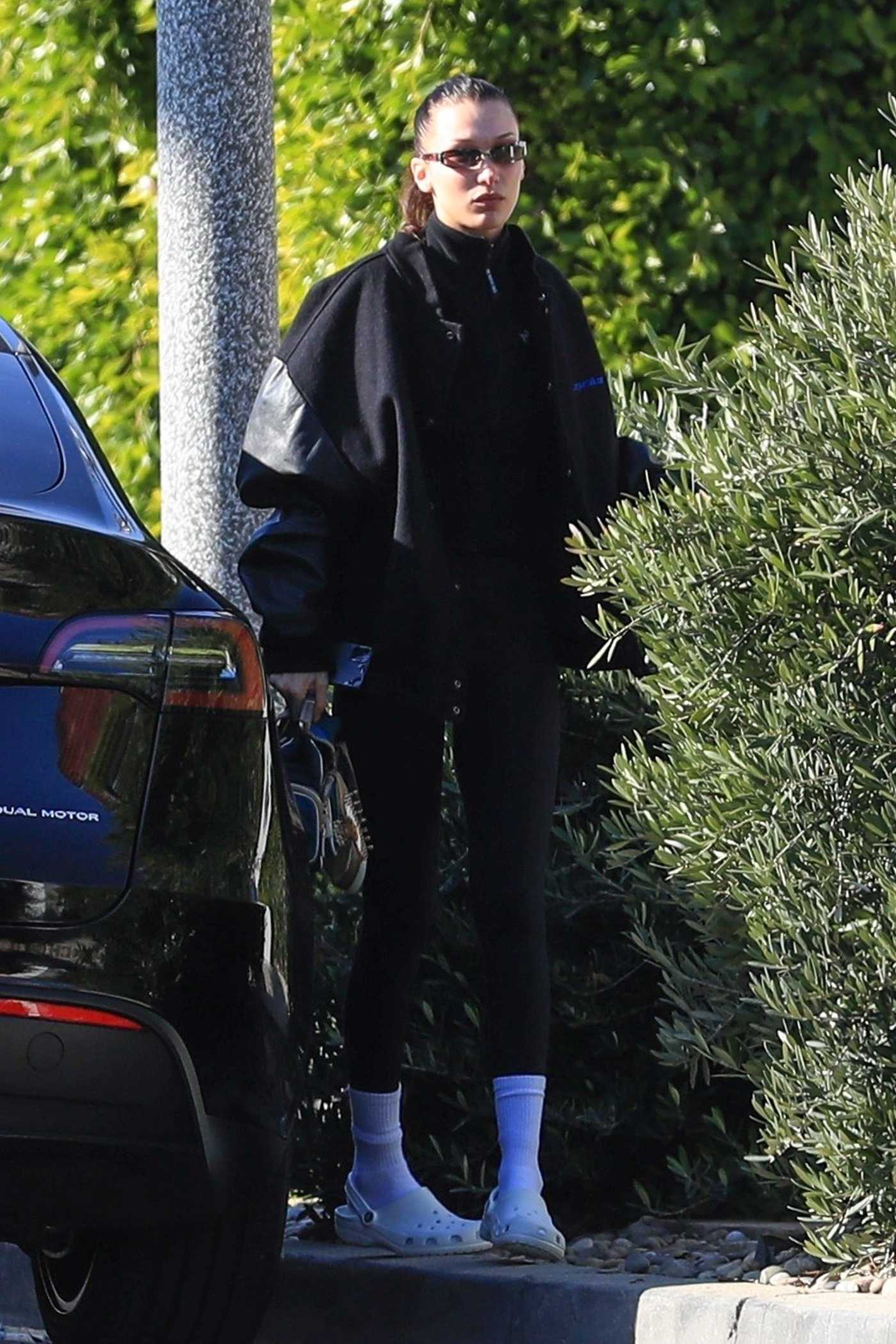 Bella Hadid in a Black Outfit Was Seen Out in Los Angeles 01/04/2022