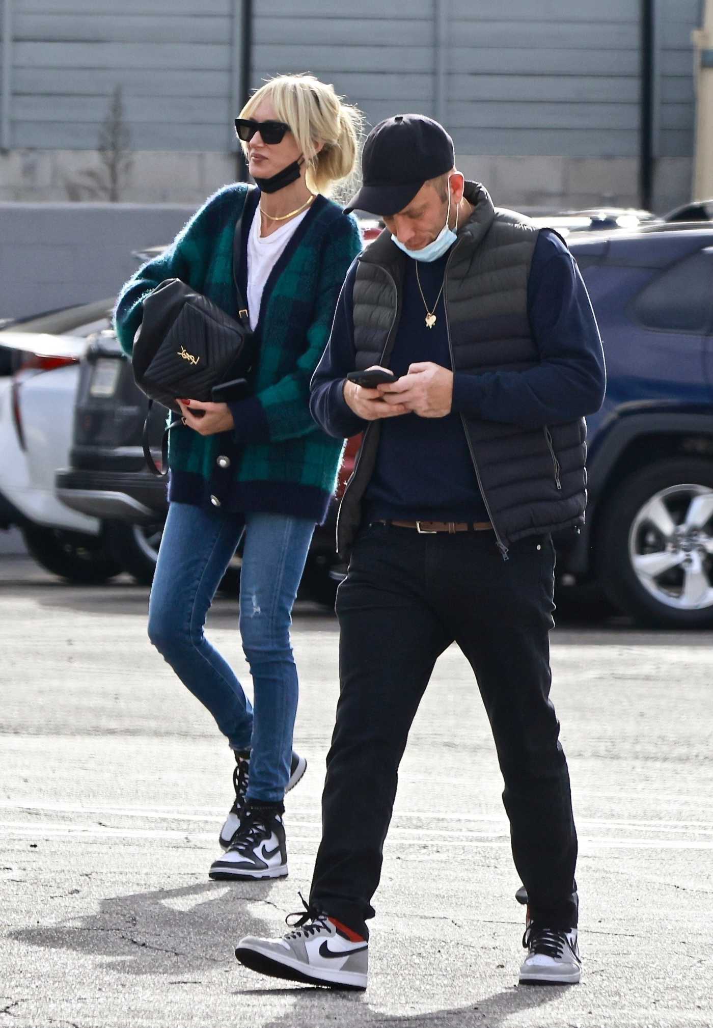 Kimberly Stewart in a Green Cardigan Was Seen Out  with Jesse Shapira in Studio City 01/28/2022