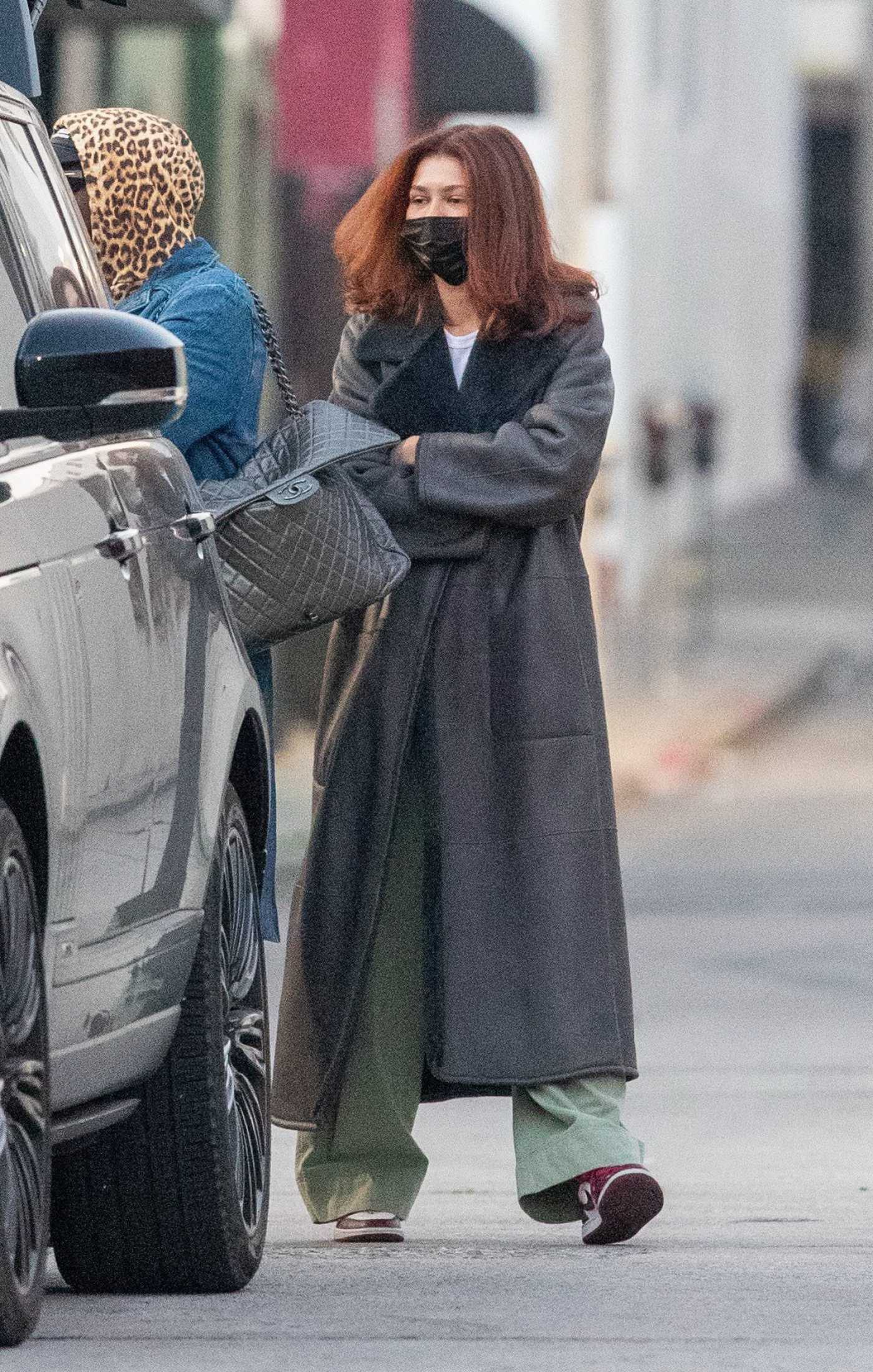 Zendaya in a Grey Coat Was Seen Out in Los Angeles 01/18/2022