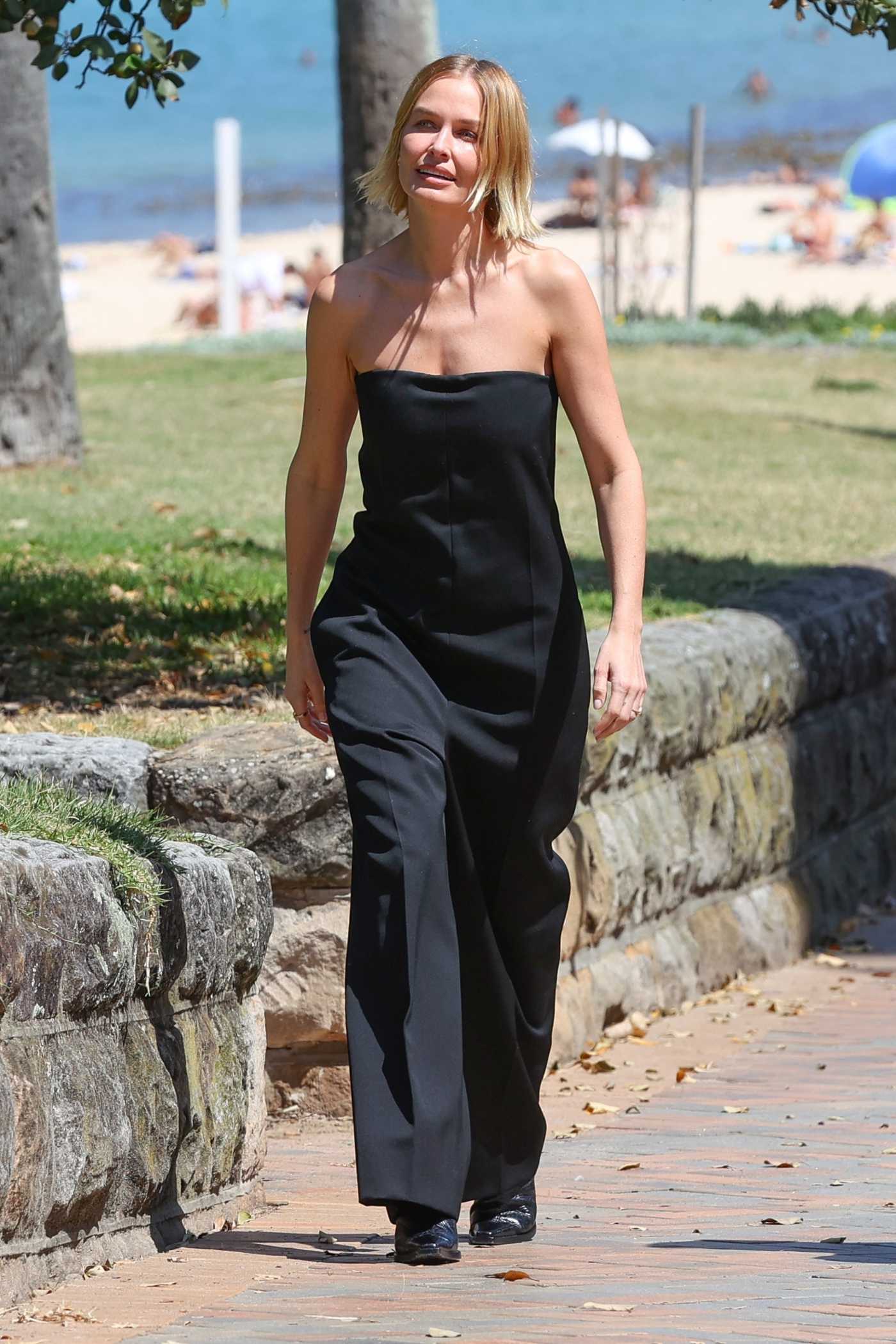 Lara Bingle in a Black Jumpsuit Was Seen Out in Sydney 02/18/2022