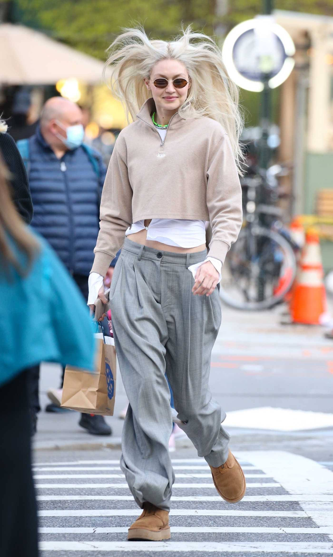Gigi Hadid in a Grey Pants Was Seen Out in New York 04/22/2022