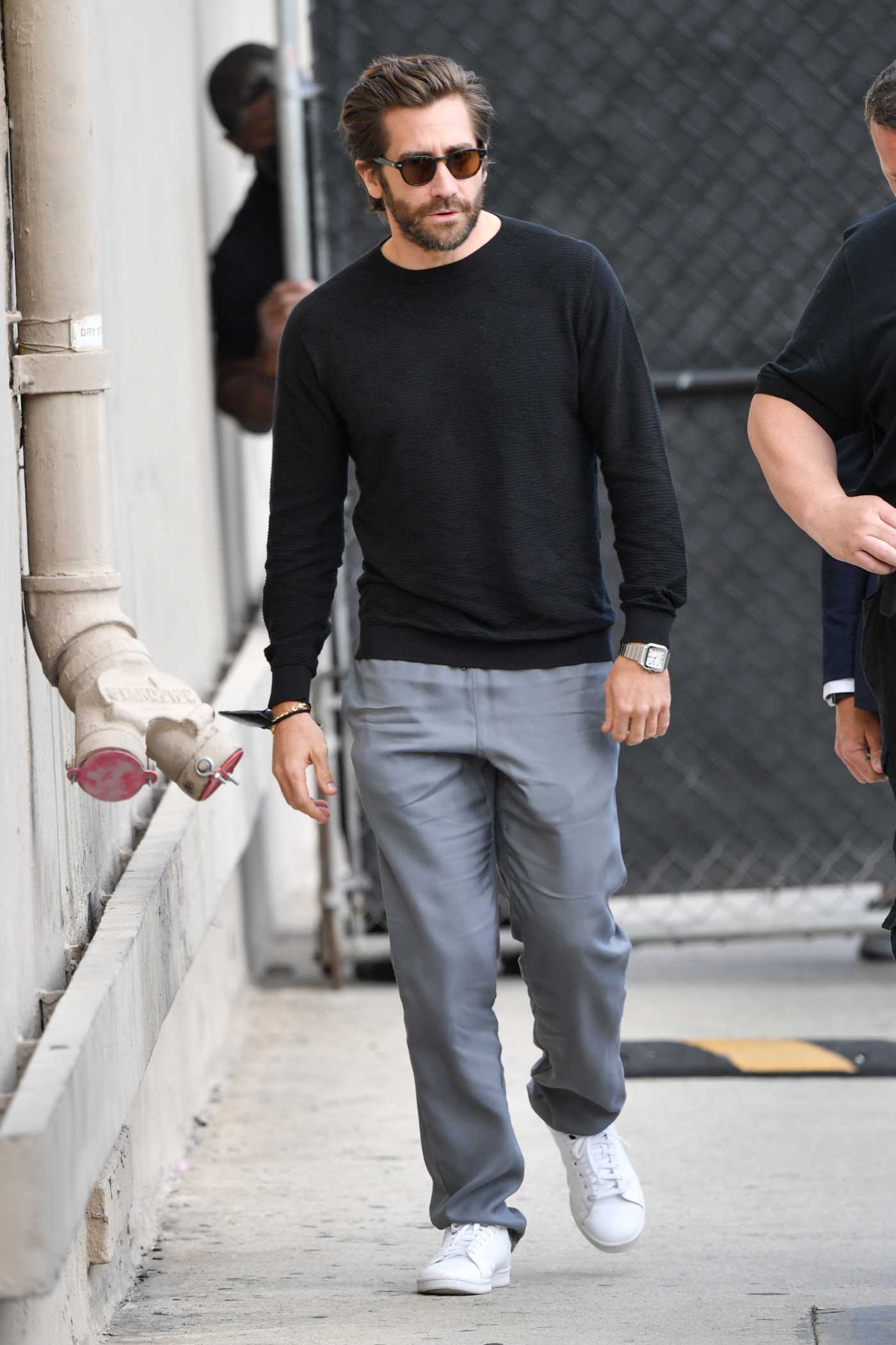 Jake Gyllenhaal in a White Sneakers Was Seen Out in Los Angeles 04/04/2022