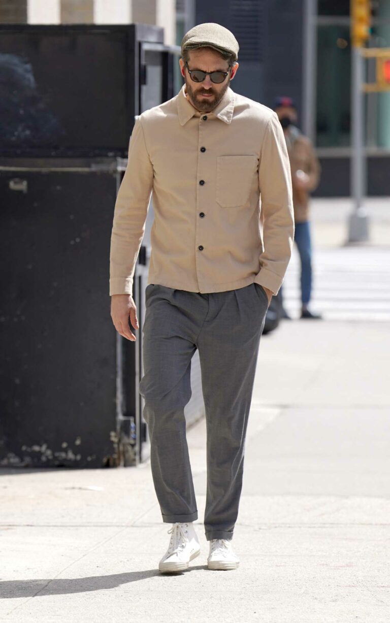 Ryan Reynolds in a Grey Pants