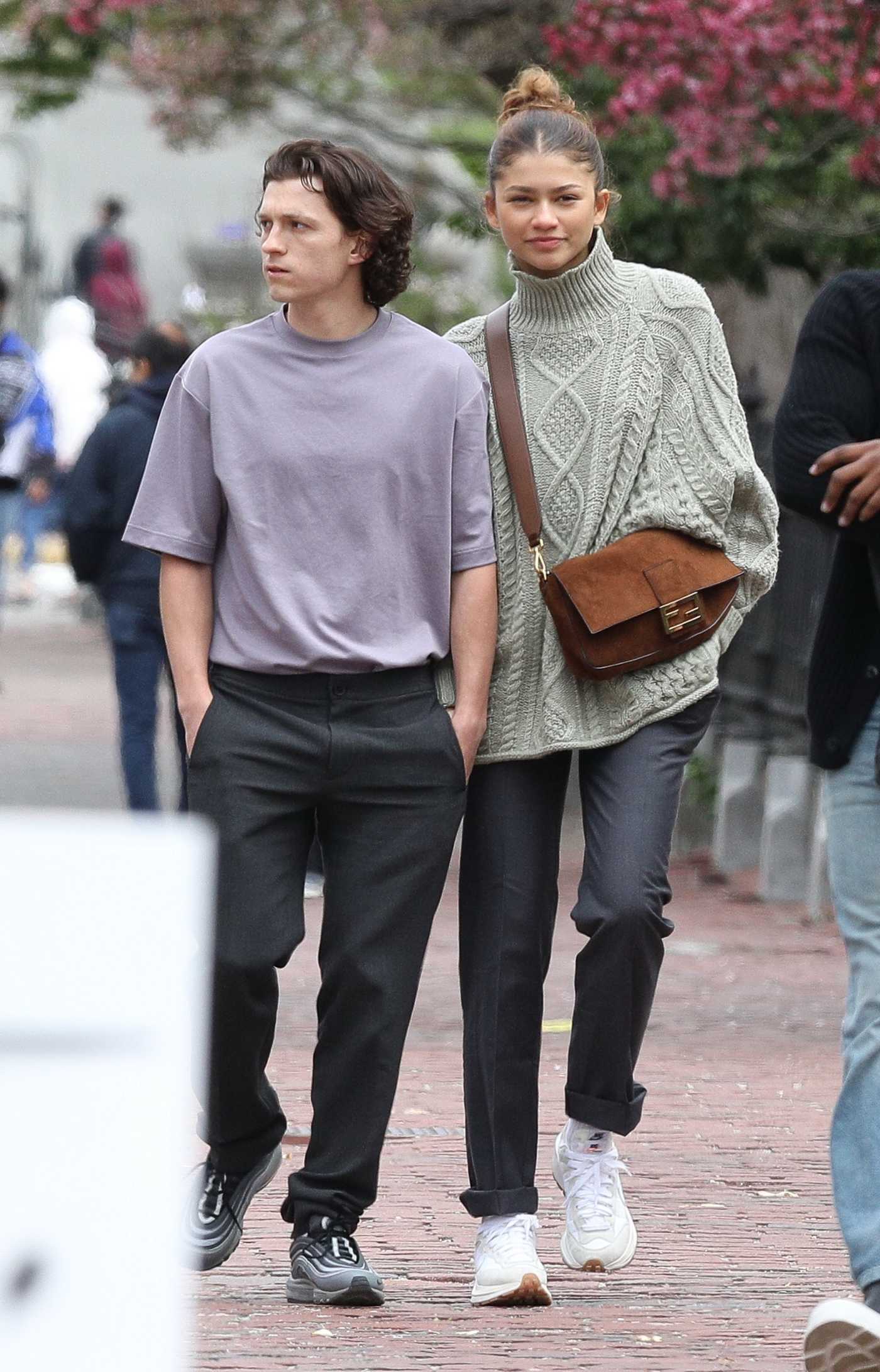 Zendaya in an Olive Knitted Turtleneck Was Seen Out with Tom Holland in Boston 04/25/2022