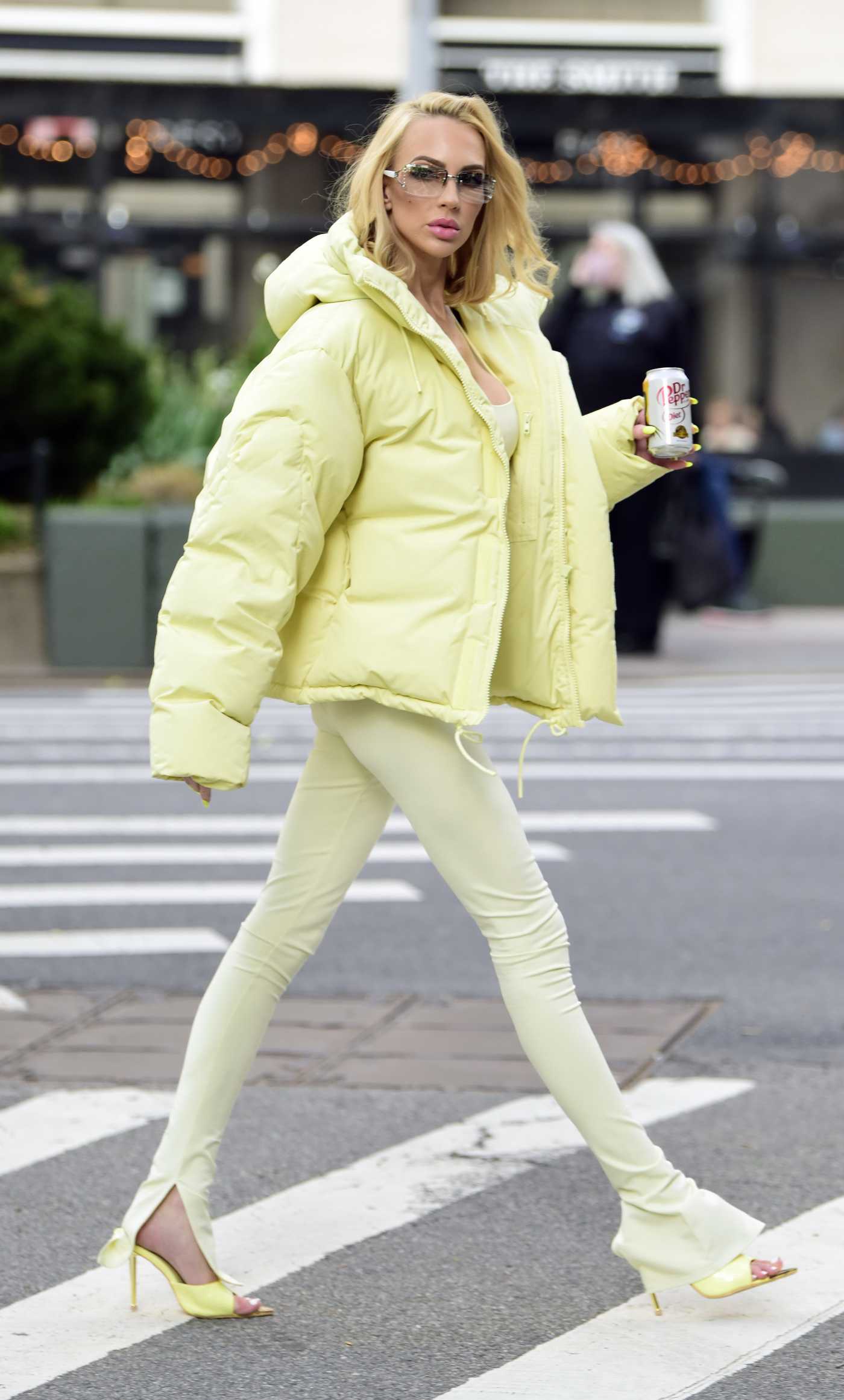 Christine Quinn in a Yellow Jacket Was Seen Out in New York City 05/23/2022