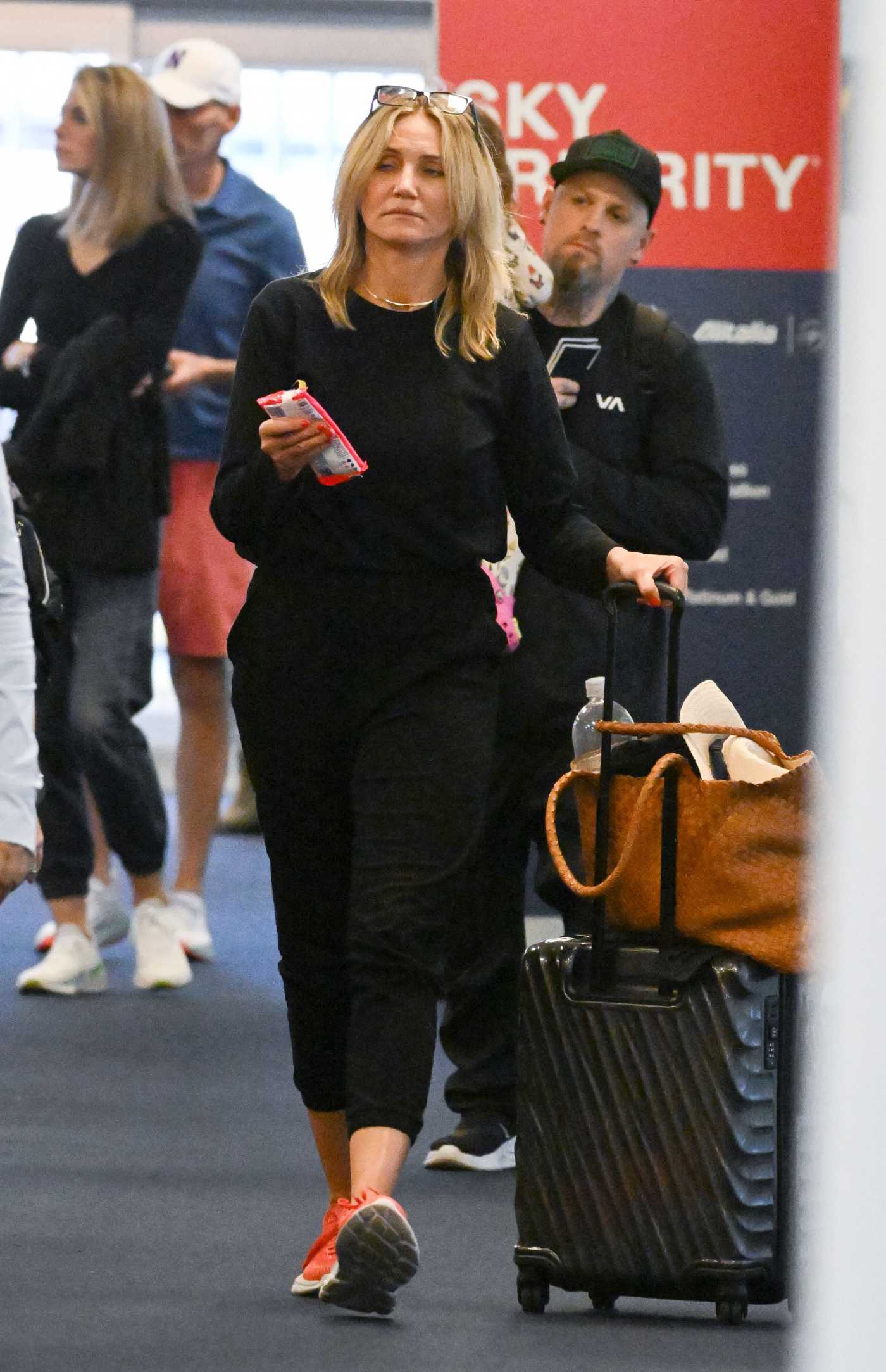 Cameron Diaz in a Black Outfit Arrives at JFK Airport in New York 06/18/2022
